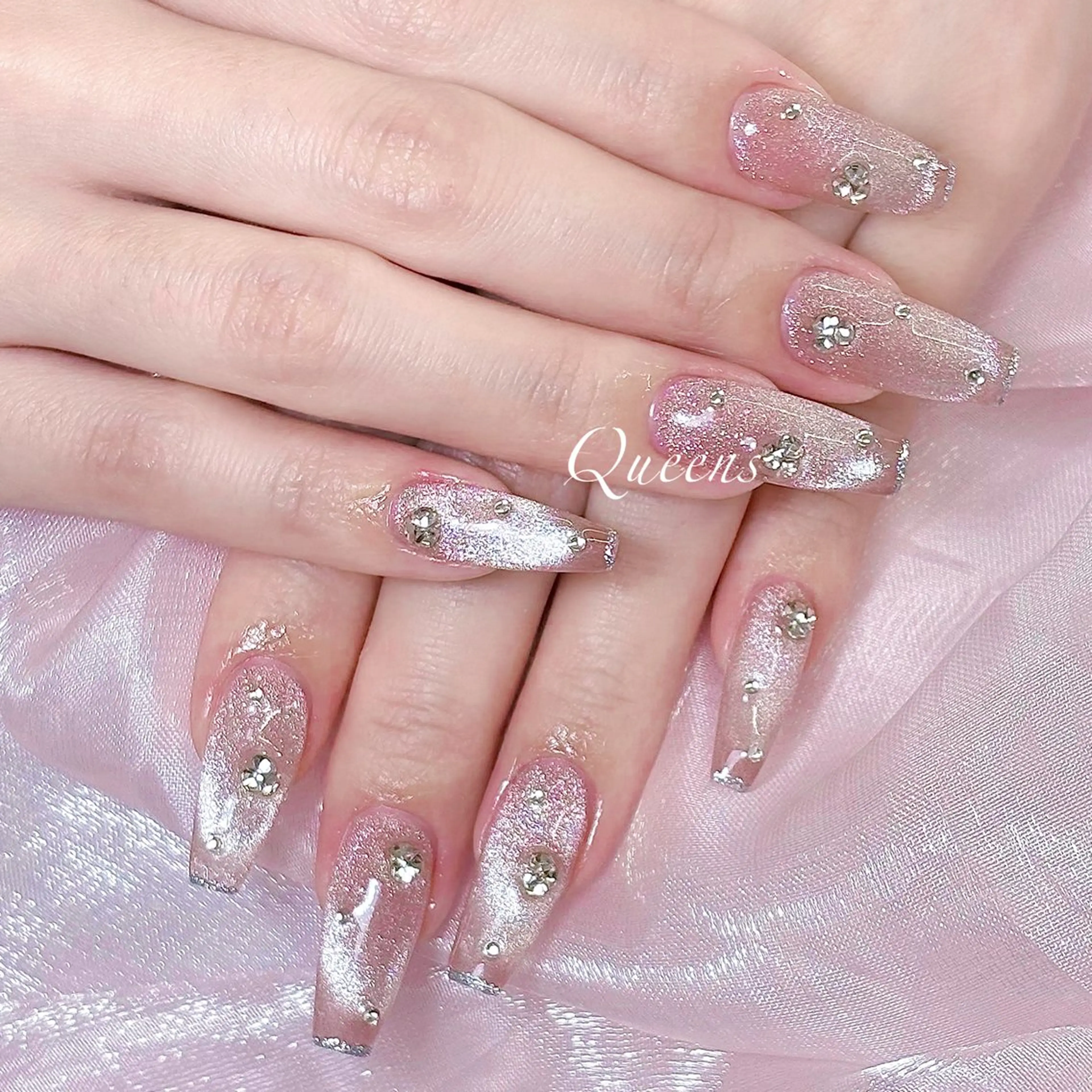 ネイル ハンドネイル Queens マオのネイルデザイン