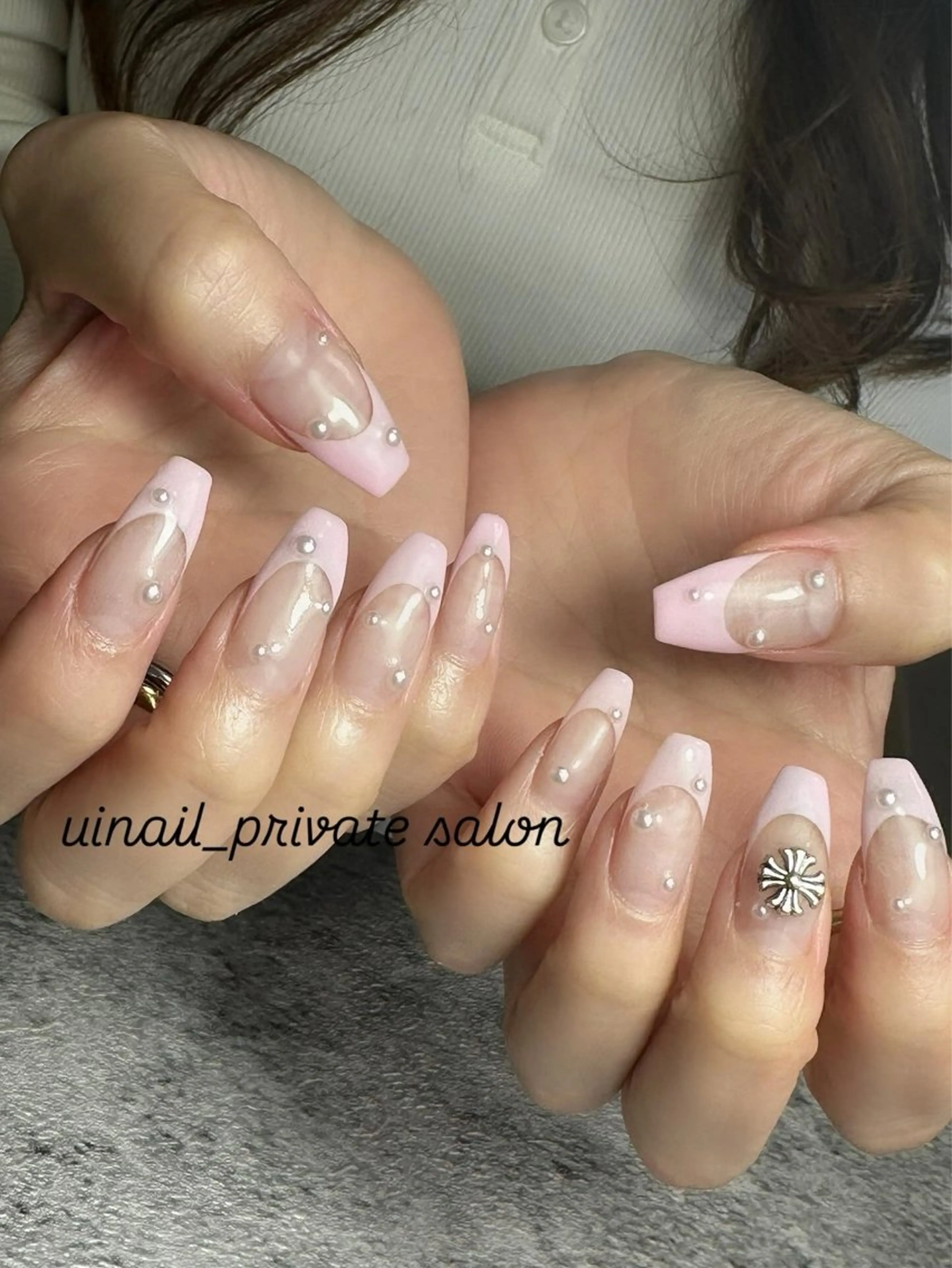ネイル フレンチネイル ピンク uinail【ウイネイル】所属・uinail 【ウイネイル】のネイルデザイン