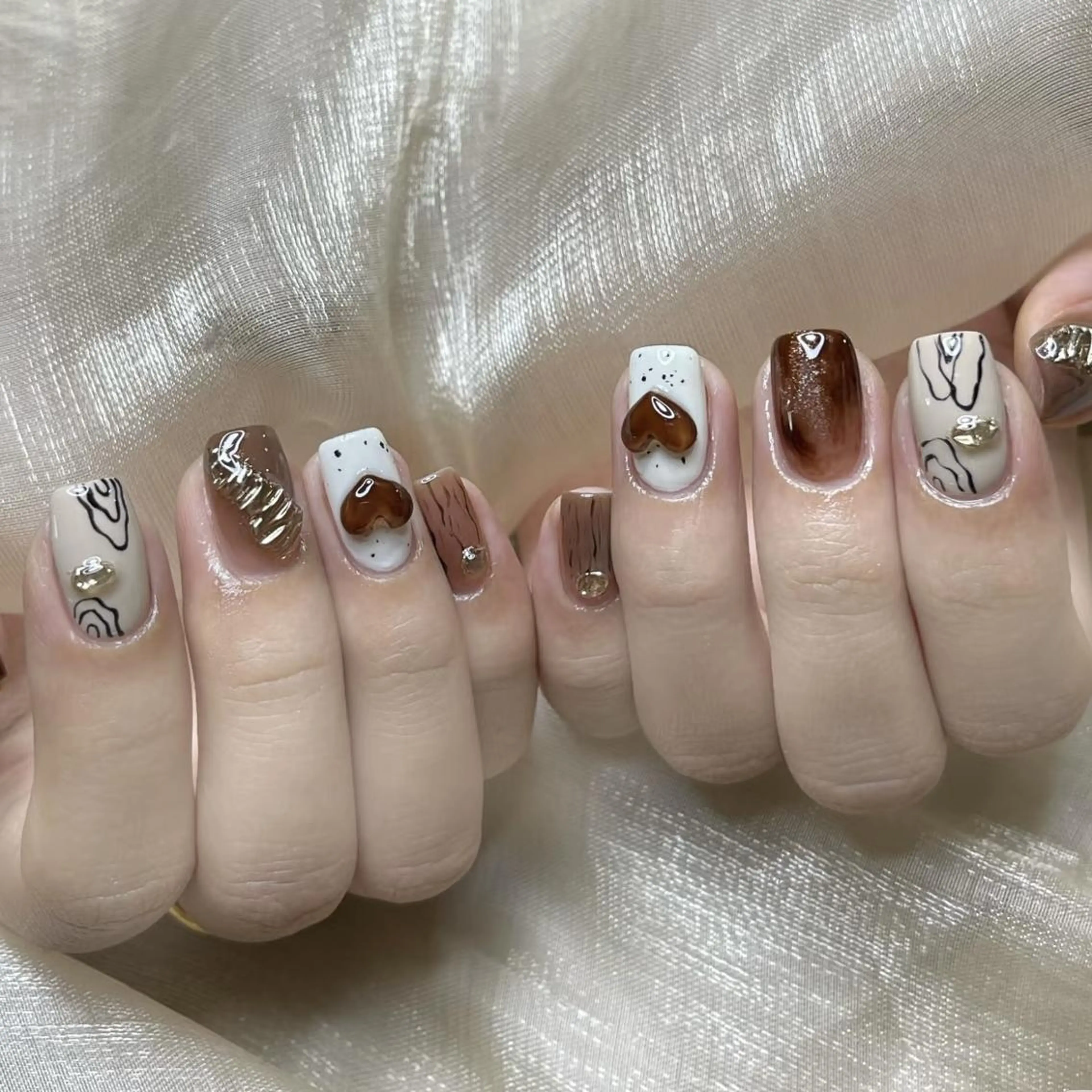 ネイル DEMAIN- 🕊️のネイルデザイン