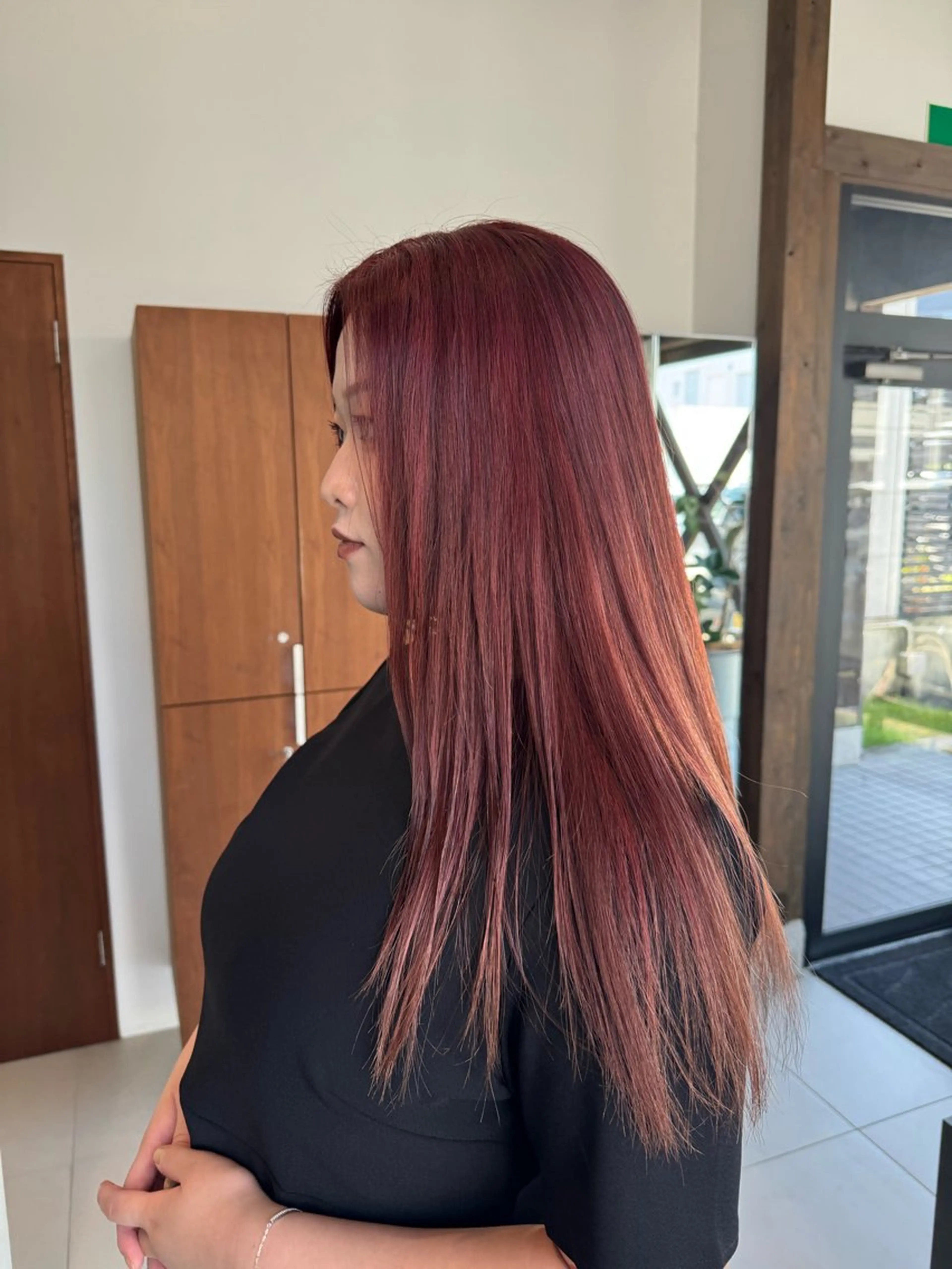 カラー ブリーチ kage Nanamiのヘアスタイル