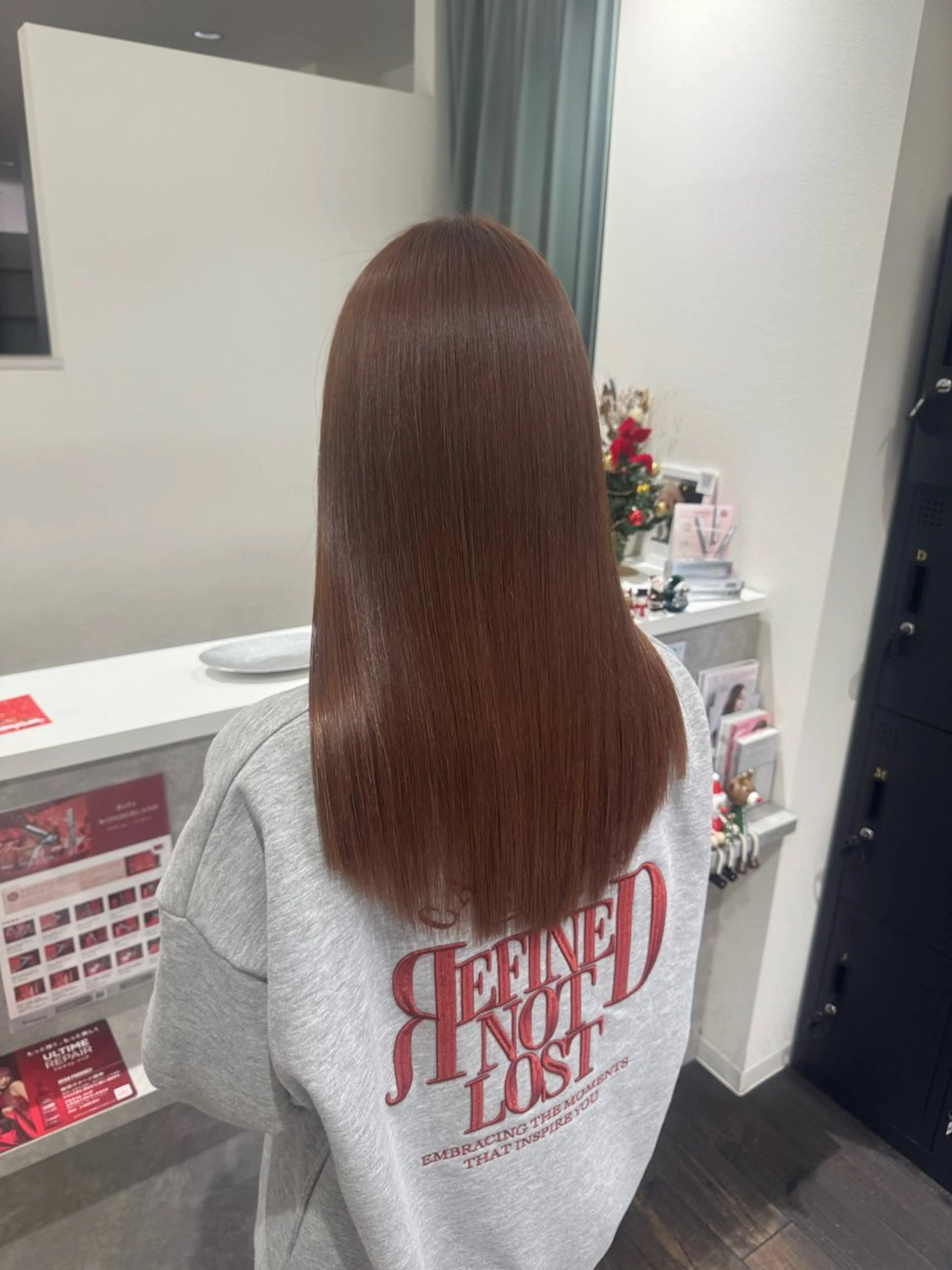 🟦カット＋酸性ストレート＋髪質改善トリートメント27400円/癖もダメージも気になる方の写真