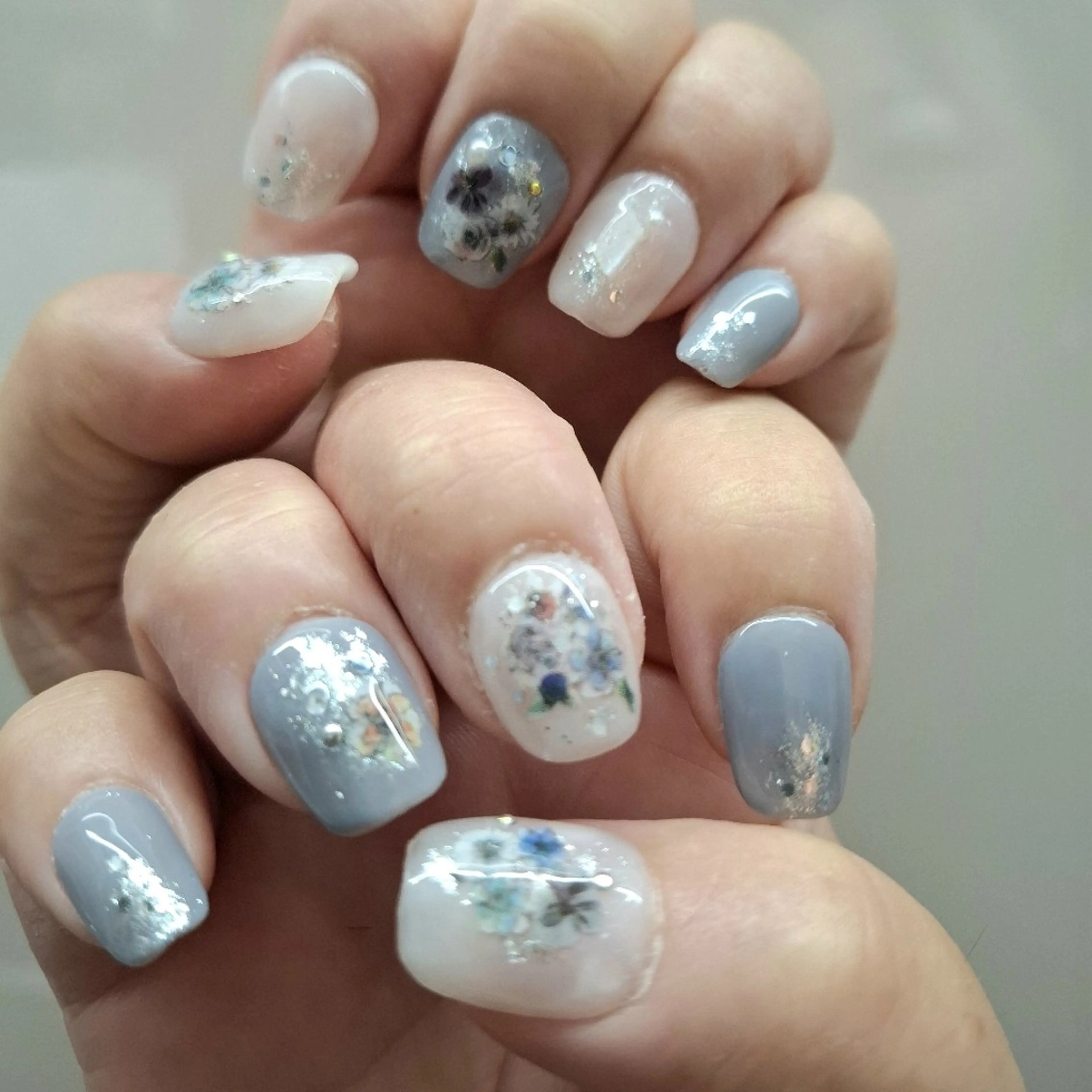 ネイル KURONOSUHAIRDESIGN所属・岡林 えりのネイルデザイン