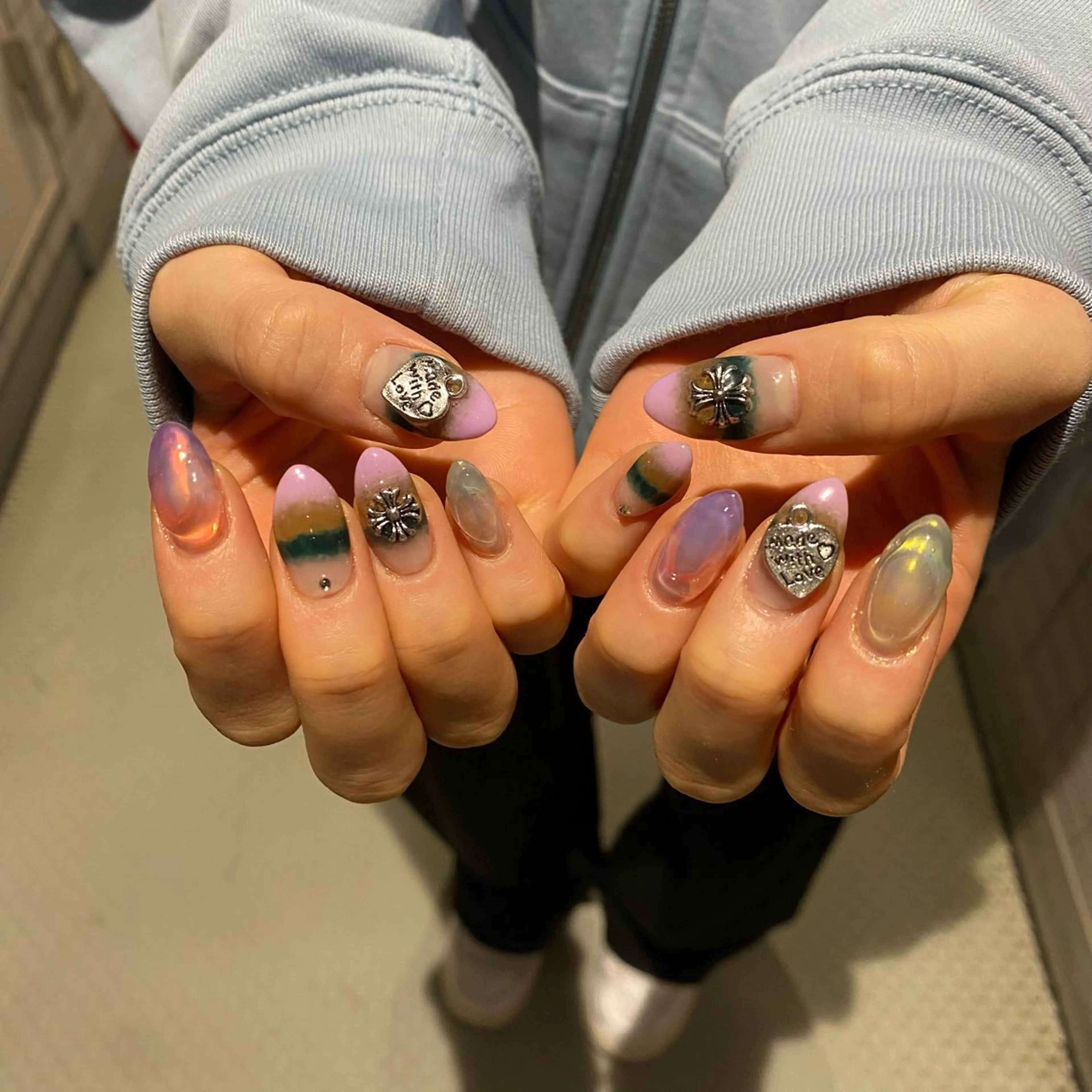 ネイル mizuho .oのネイルデザイン