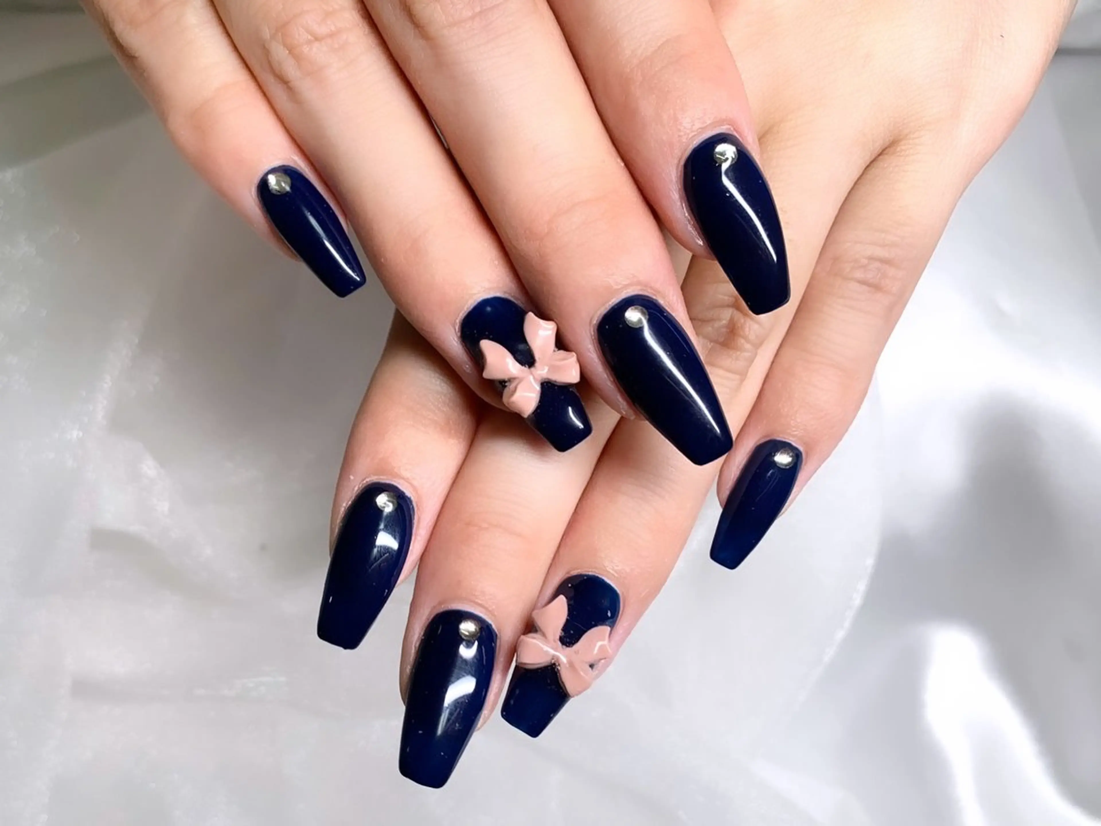 ネイル Roi〈ロワ〉 Yume🎀のネイルデザイン