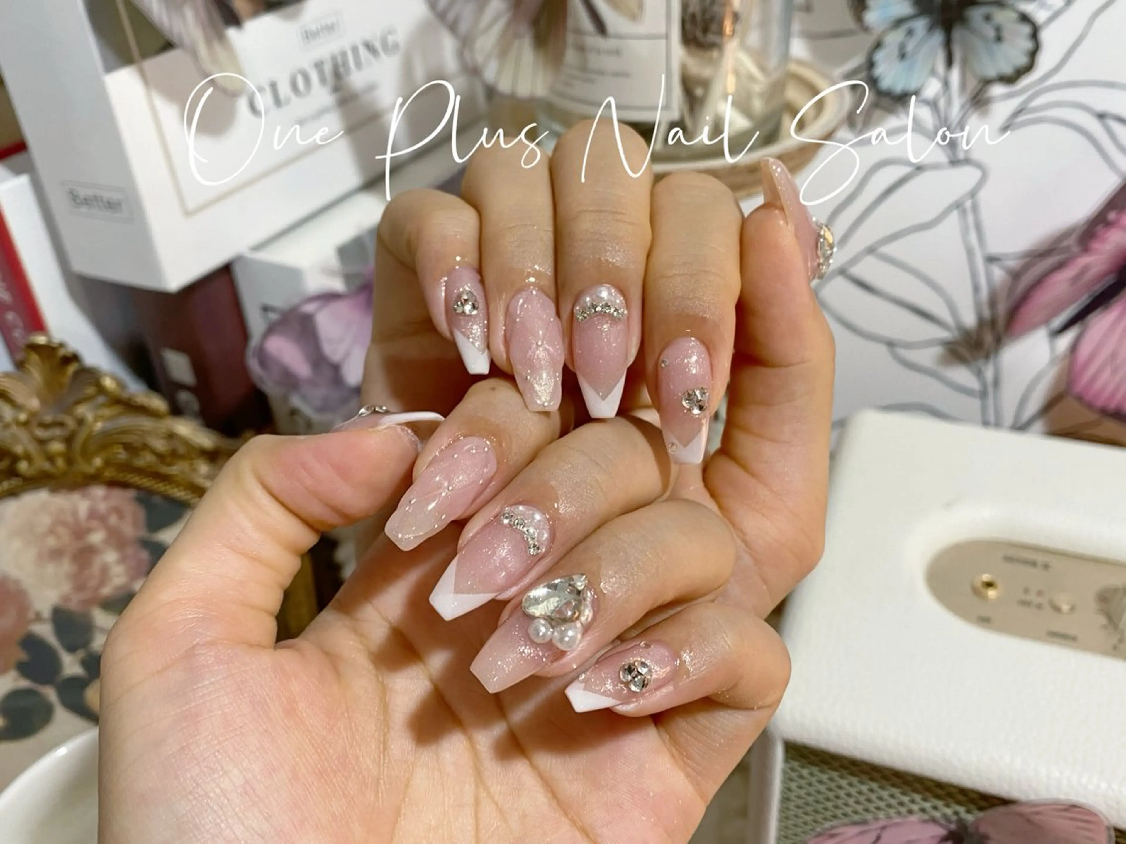 ネイル ハンドネイル One Plus Nail Salonのネイルデザイン