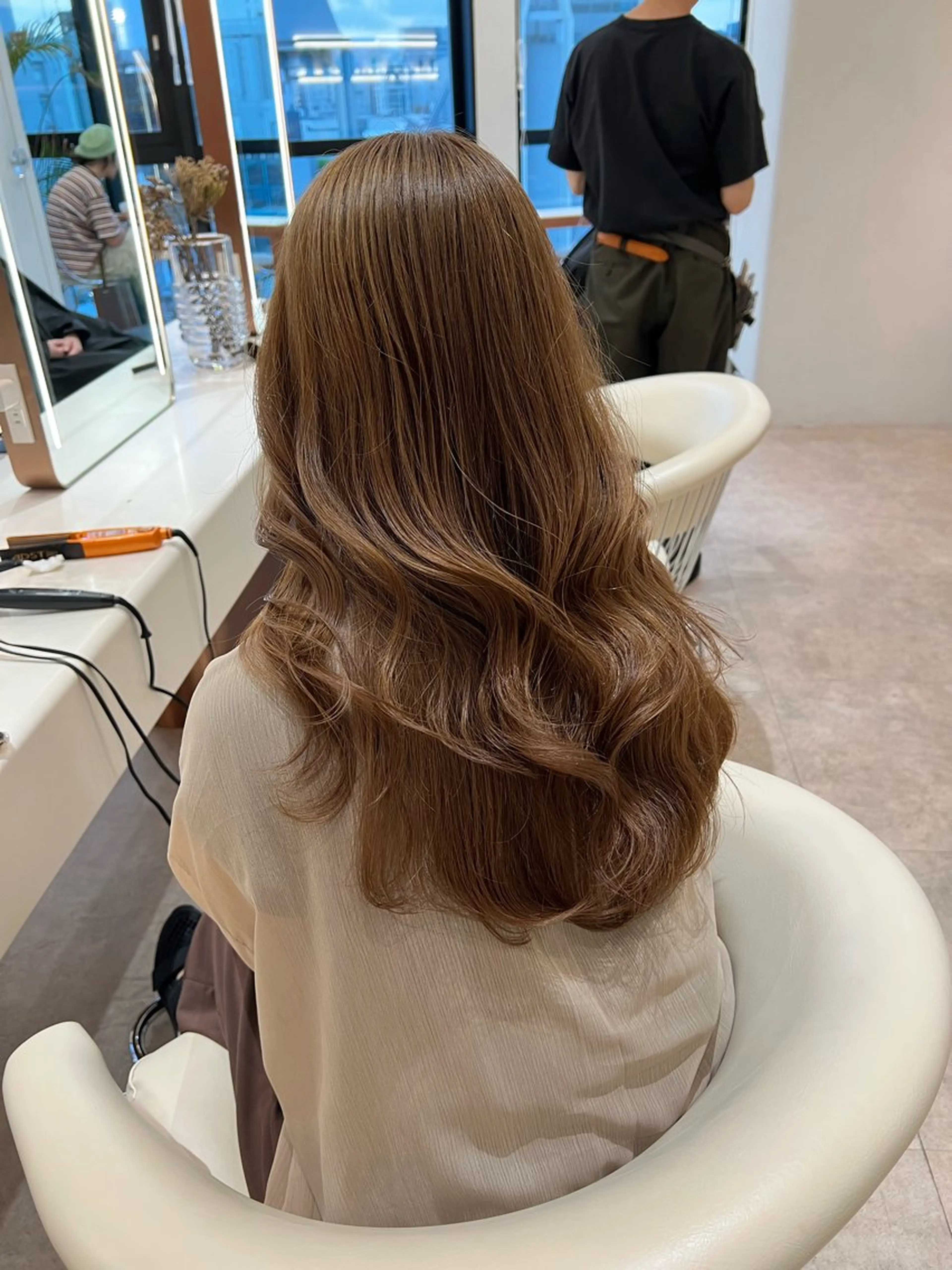 セミロング カラー ベージュカラー ミルクティーベージュ 韓国風ヘア レイヤーカット カット ヘアカラー トリートメント ヘアセット 韓国レイヤー🇰🇷 韓国研修◎渋谷カイトのヘアスタイル