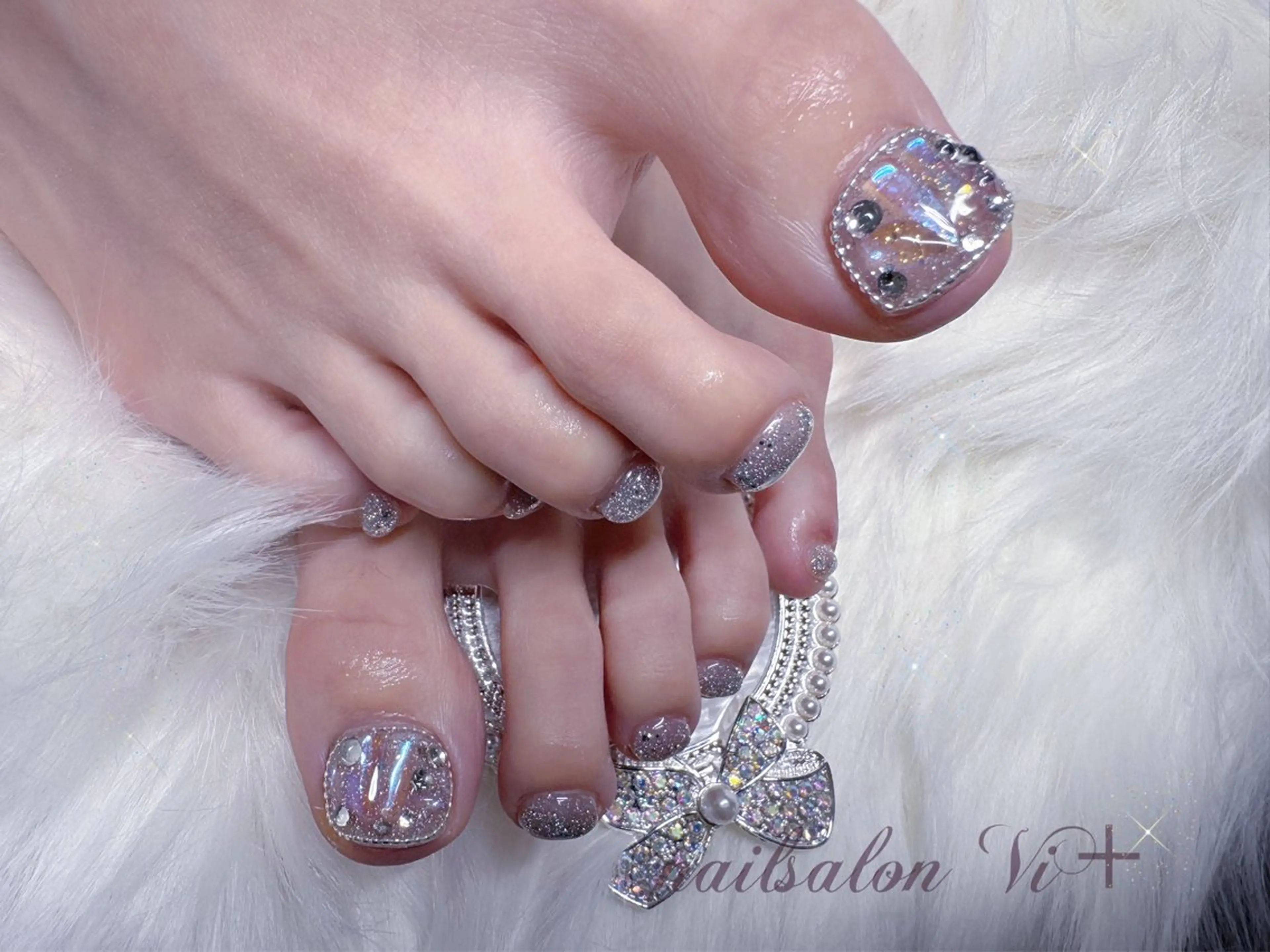 ネイル フットネイル ✨Nailsalon Vi+✨のネイルデザイン