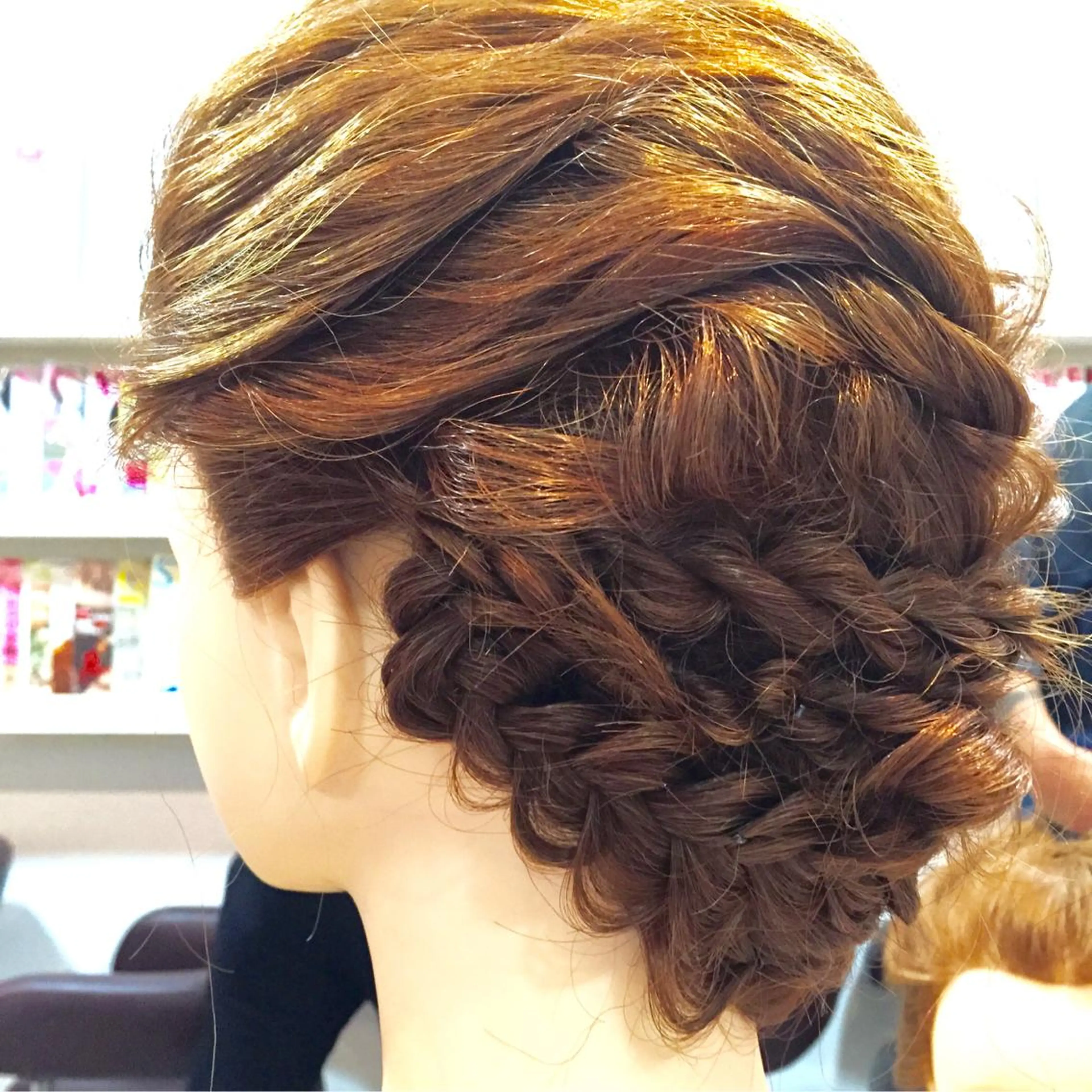 ヘアアレンジ nolla（ノーラ）所属・YOKOI SHINJIのヘアスタイル