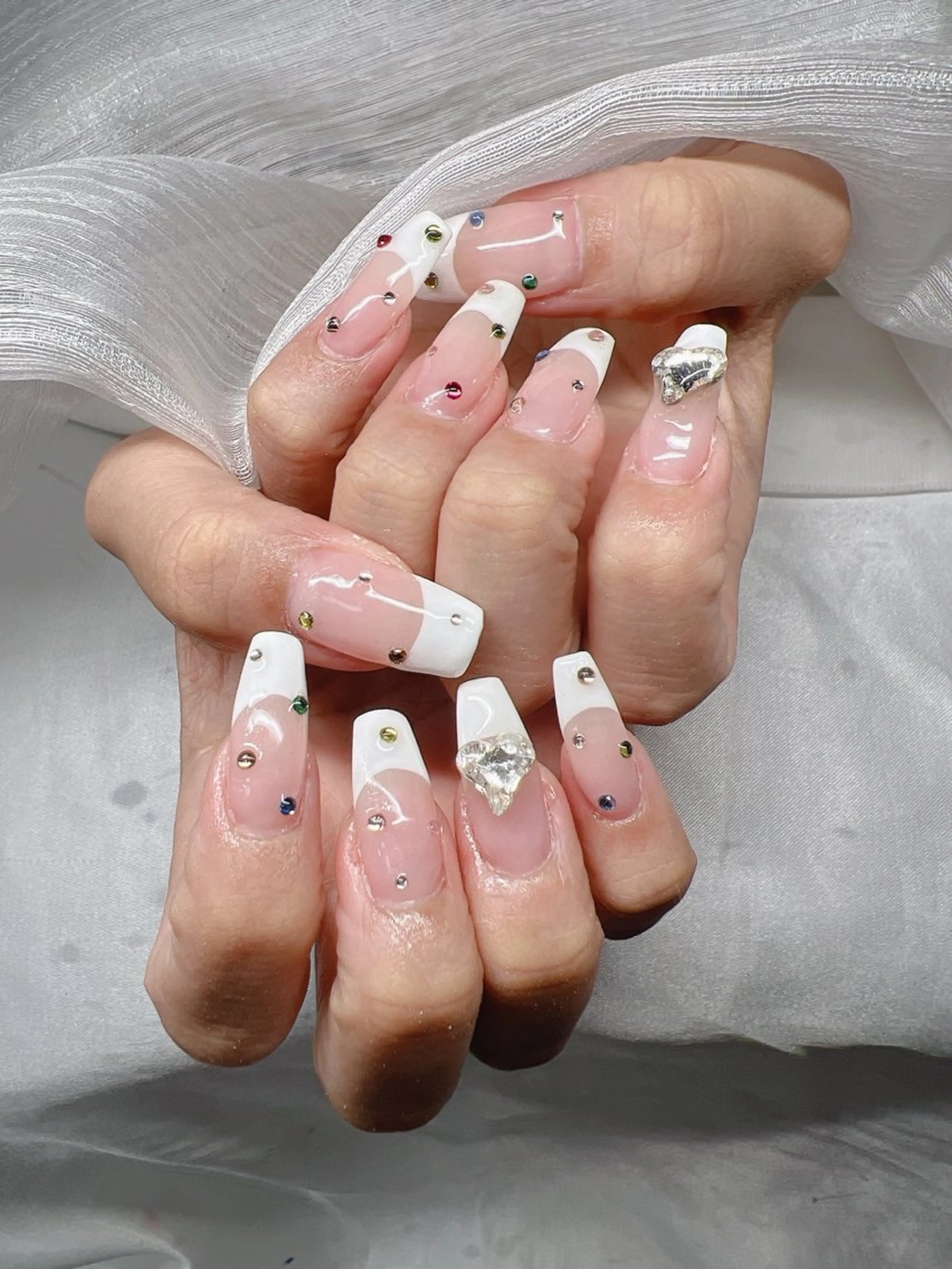 ネイル ハンドネイル Lee Nailsのネイルデザイン