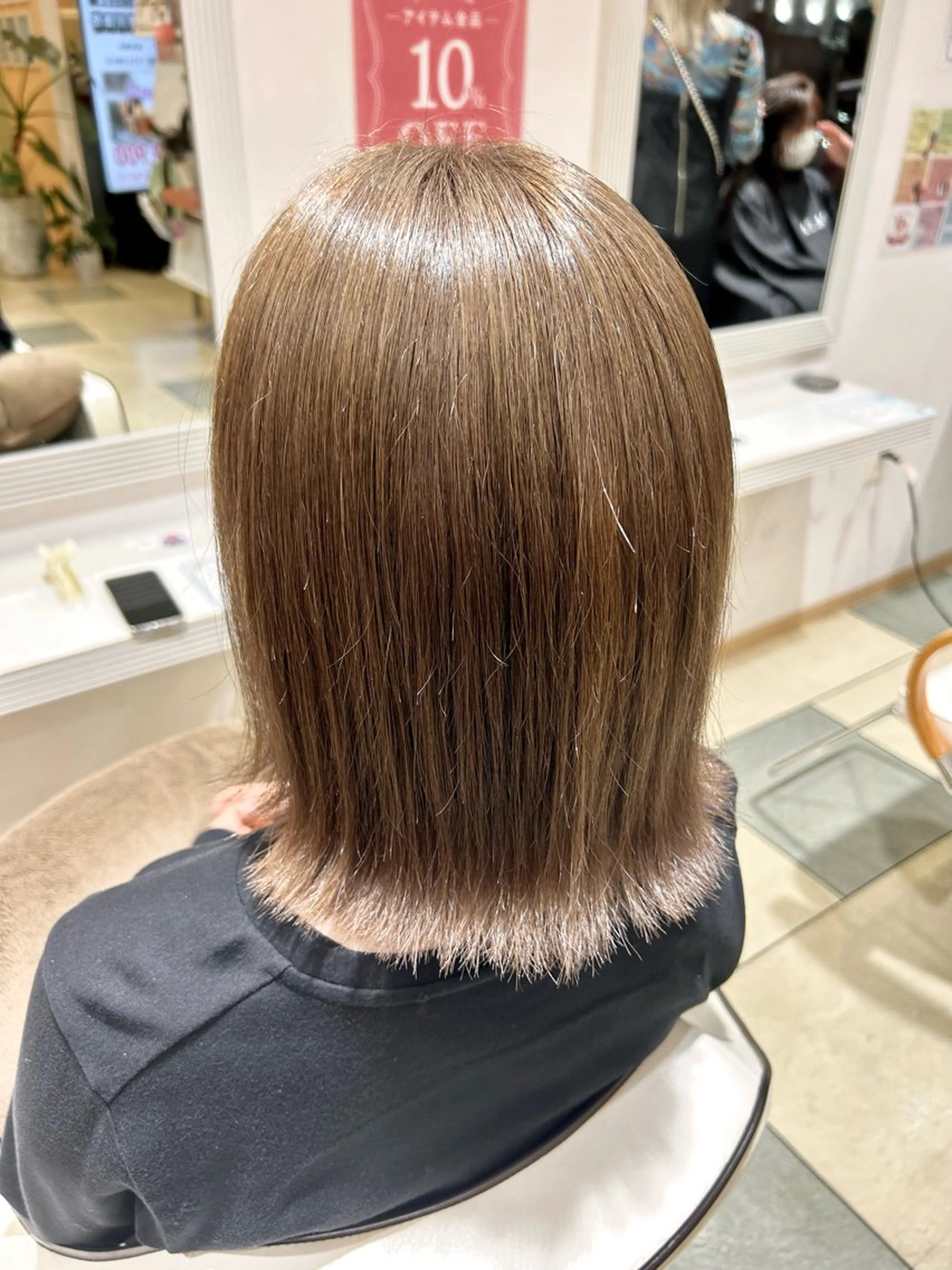 ミディアム カラー 🩷愛咲🩷レイヤー /透明感カラーのヘアスタイル