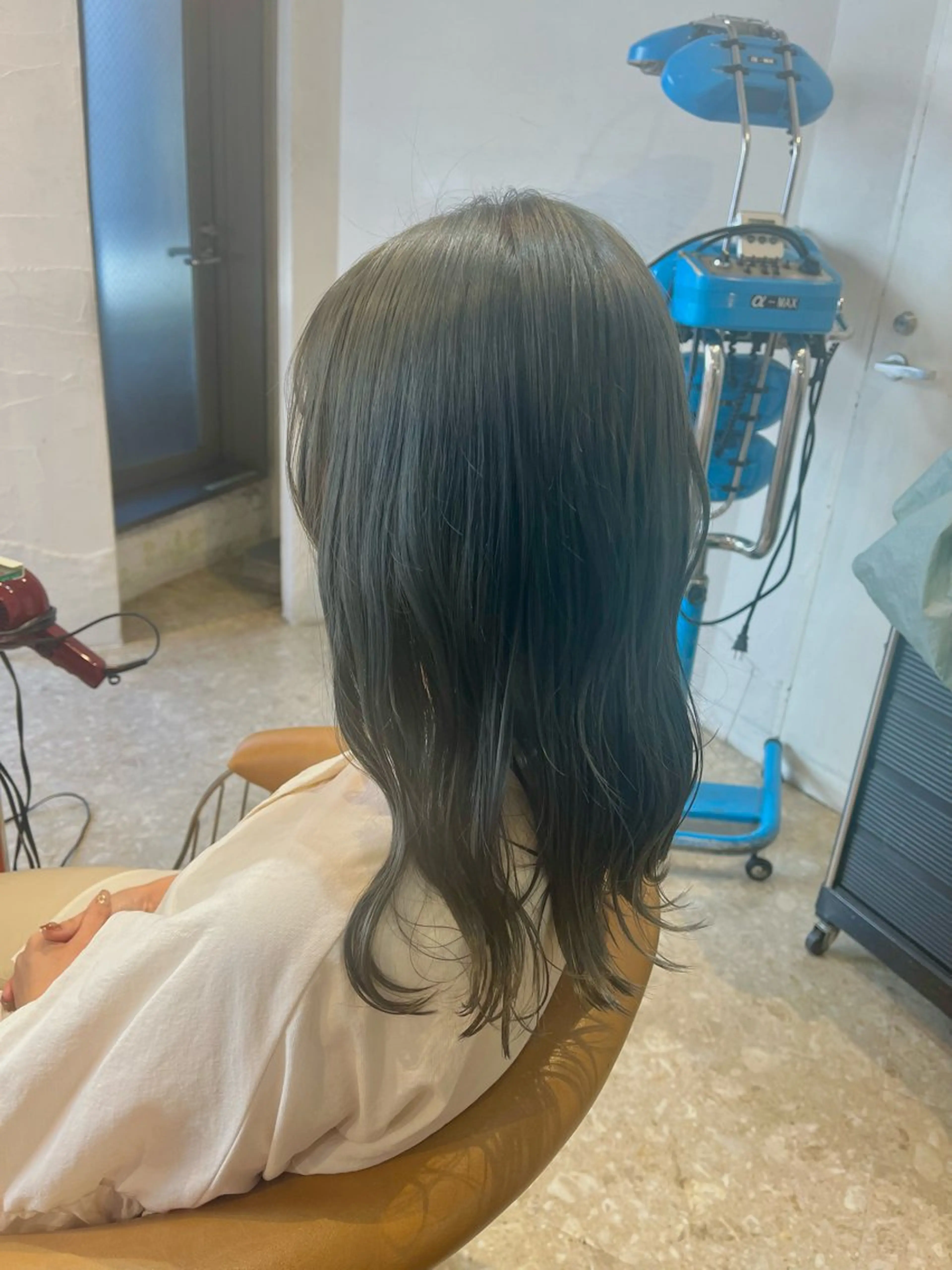 ミディアム カラー ブリーチ ダブルカラー ハイトーンカラー ヘアカラー うしだ かおるのヘアスタイル