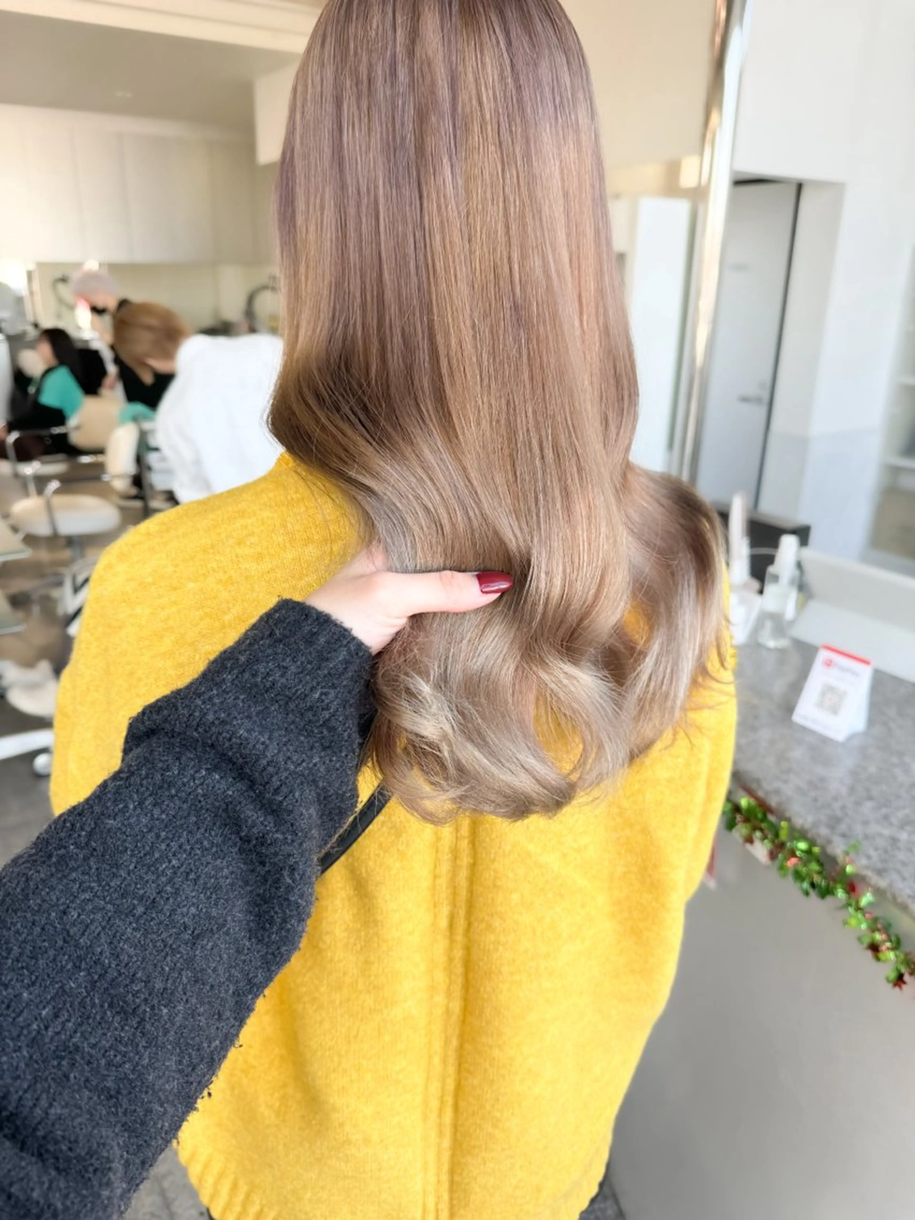 ロング カラー ダブルカラー ハイトーンカラー カット ヘアカラー トリートメント 🫧ヒシダアキ /taboo🫧のヘアスタイル