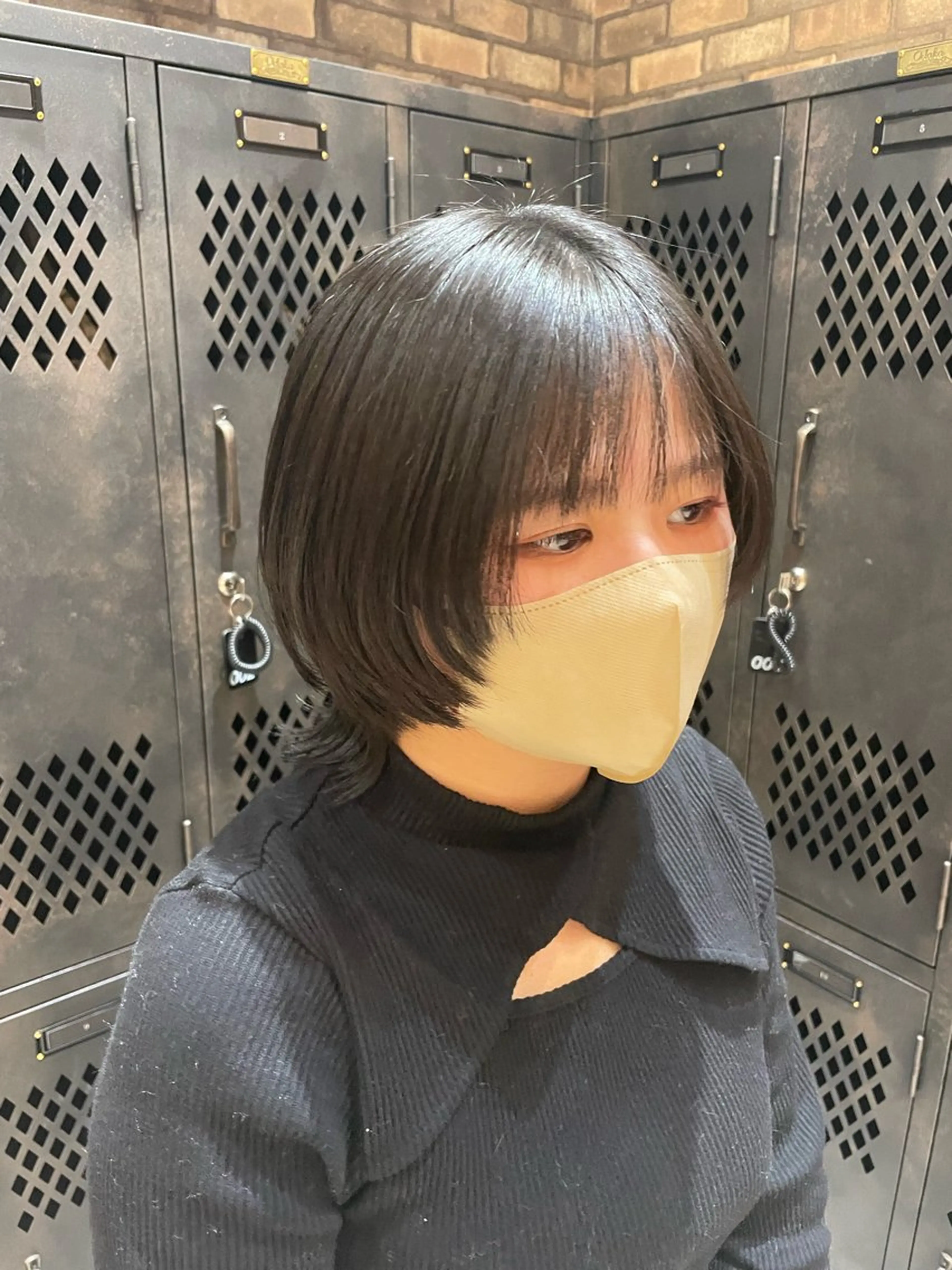 ミディアム ウルフカット ✨ハイトーン✨ダブル カラー✨シバサキのヘアスタイル