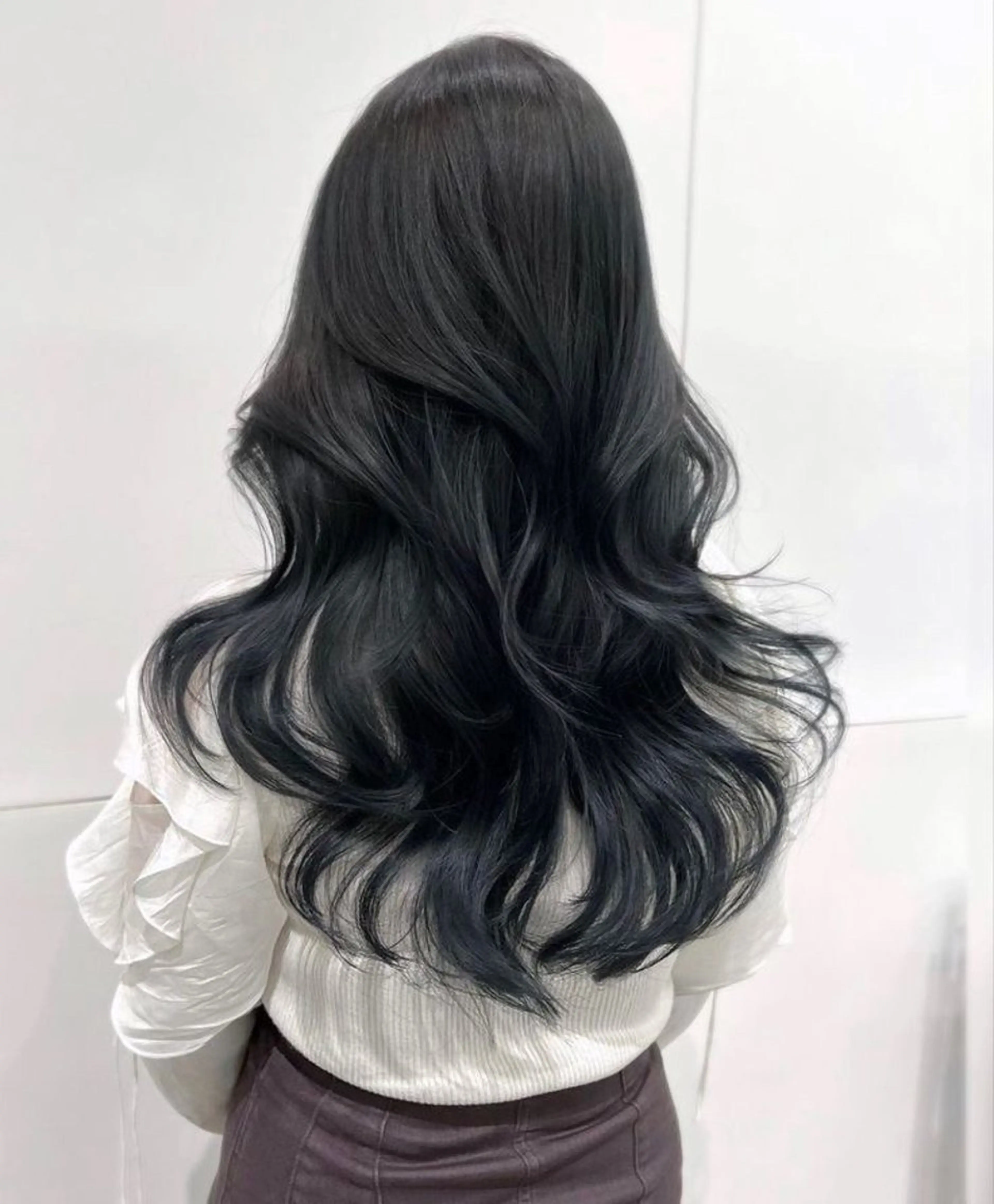 ロング カラー ヘアアレンジ カット ヘアカラー トリートメント ヘアセット レイヤー×透明感カラ ーHAYATOのヘアスタイル