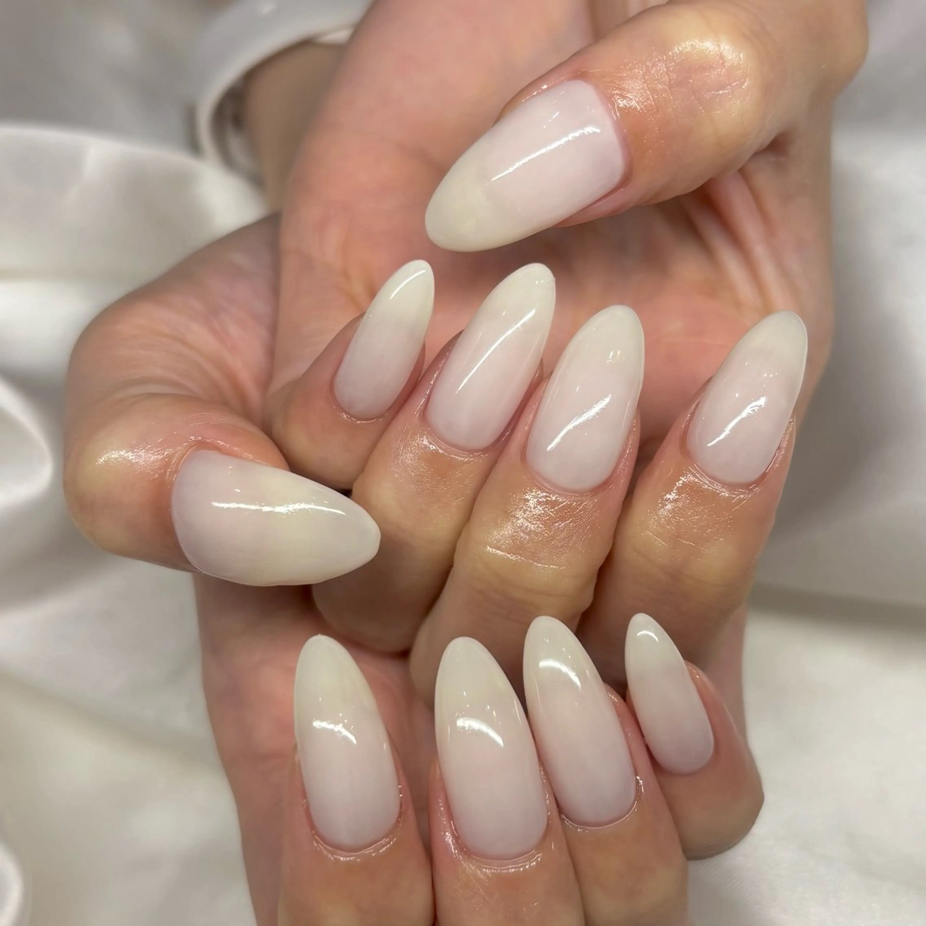 ネイル ハンドネイル . 未來のネイルデザイン