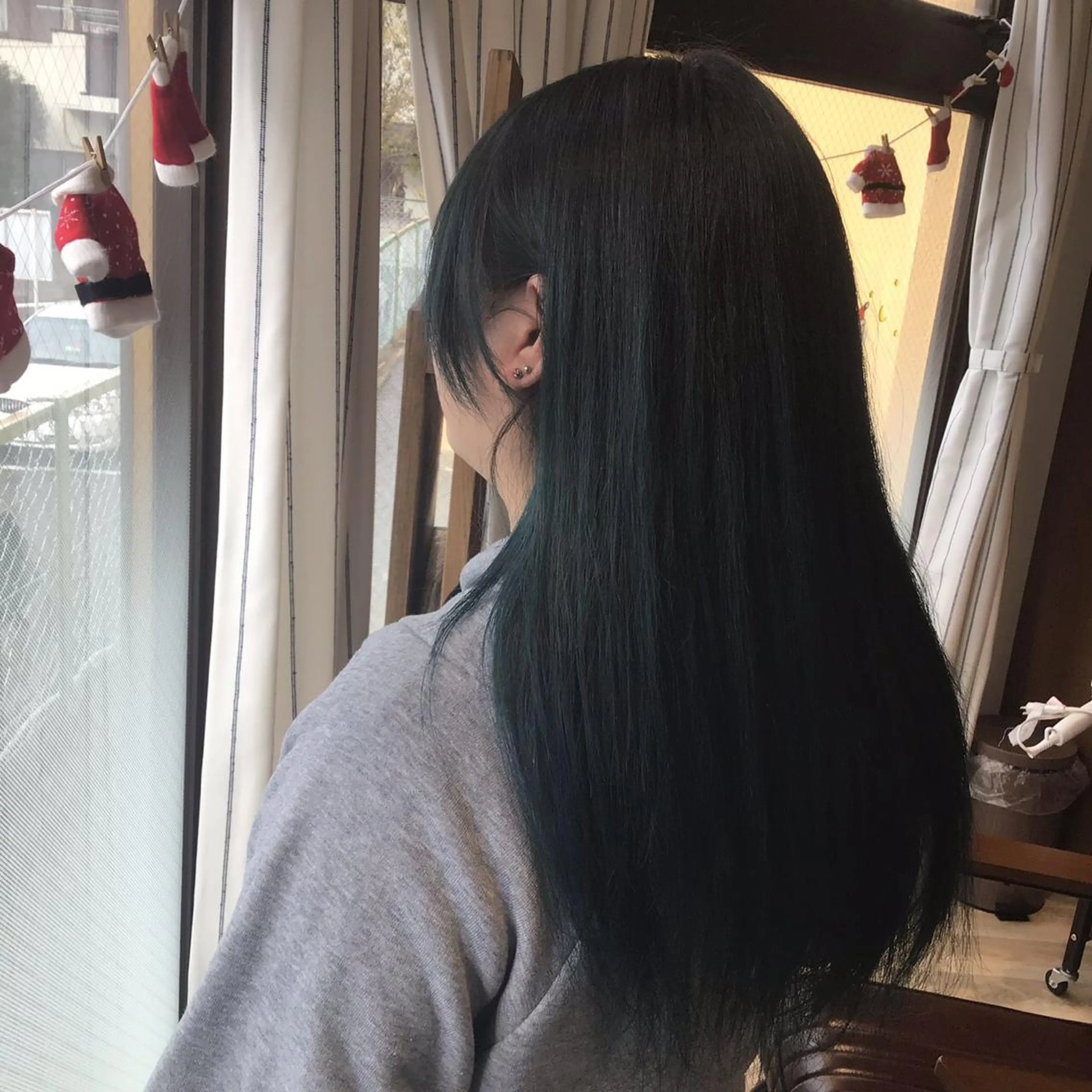 ロング カラー ブリーチ ブルーカラー やまぐち まりんのヘアスタイル