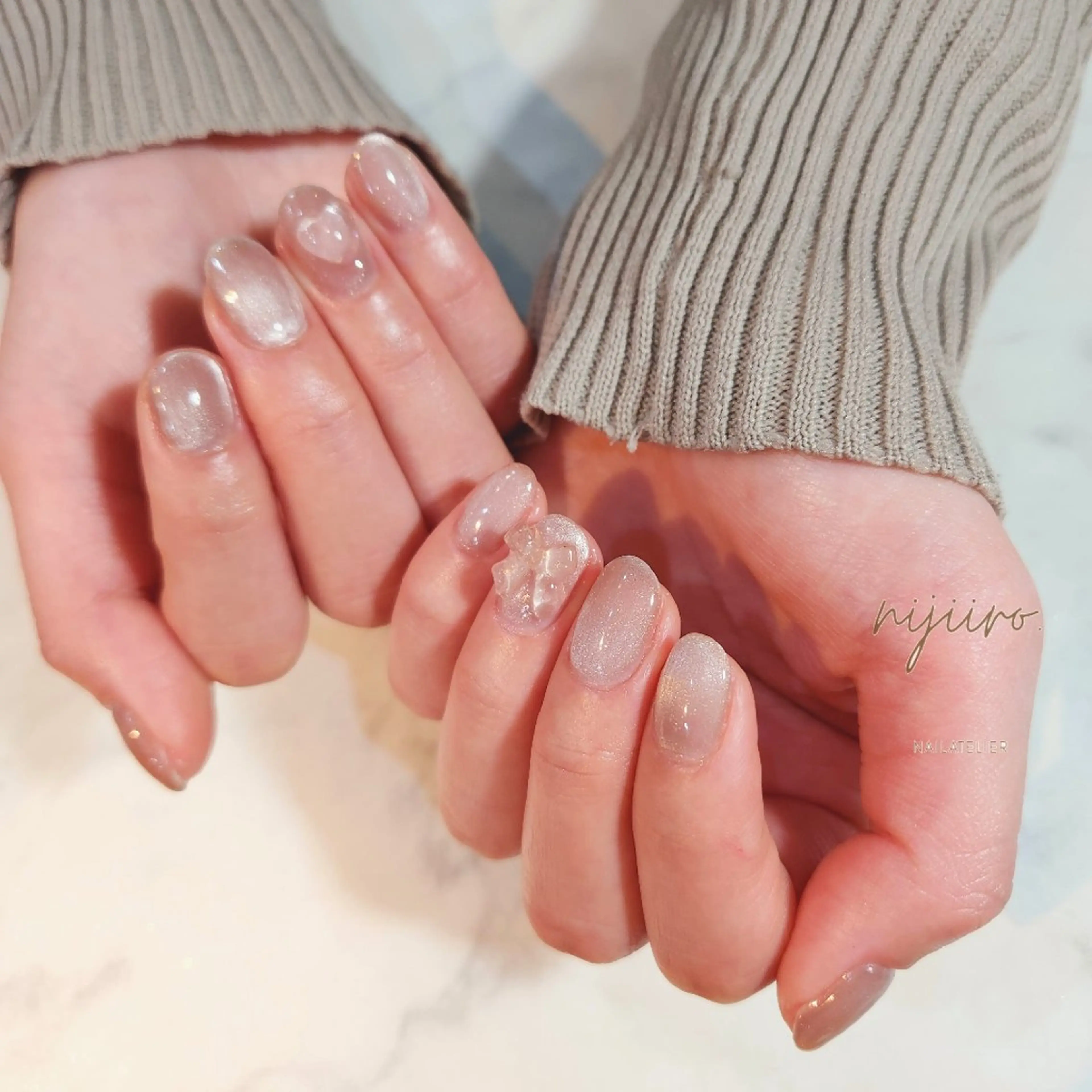ネイル ハンドネイル nailatelier nijiiro.所属・nijiiro🌈 サトウのネイルデザイン