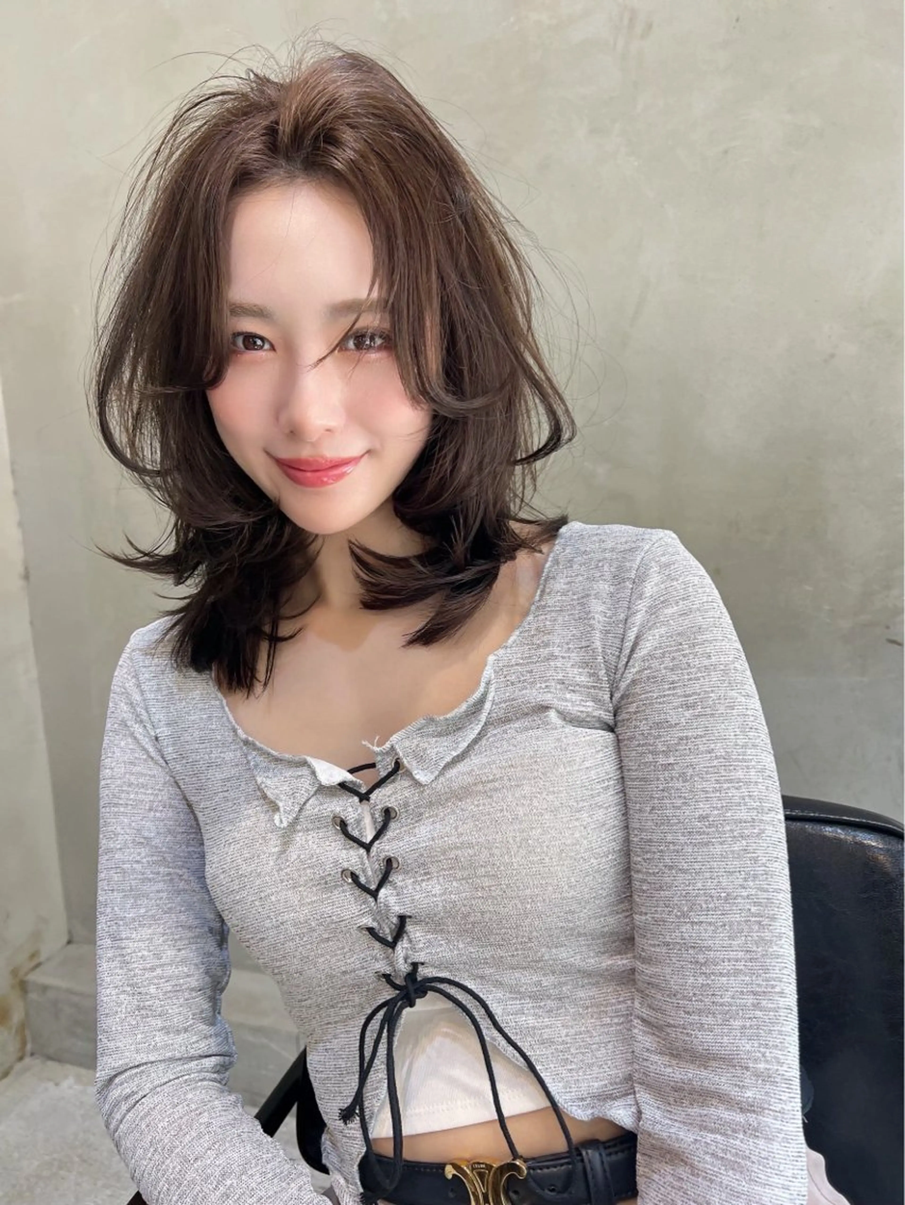 セミロング カット ヘアカラー 縮毛矯正 ⭐️ 美髪矯正 艶カラー ⭐️ユウキのヘアスタイル