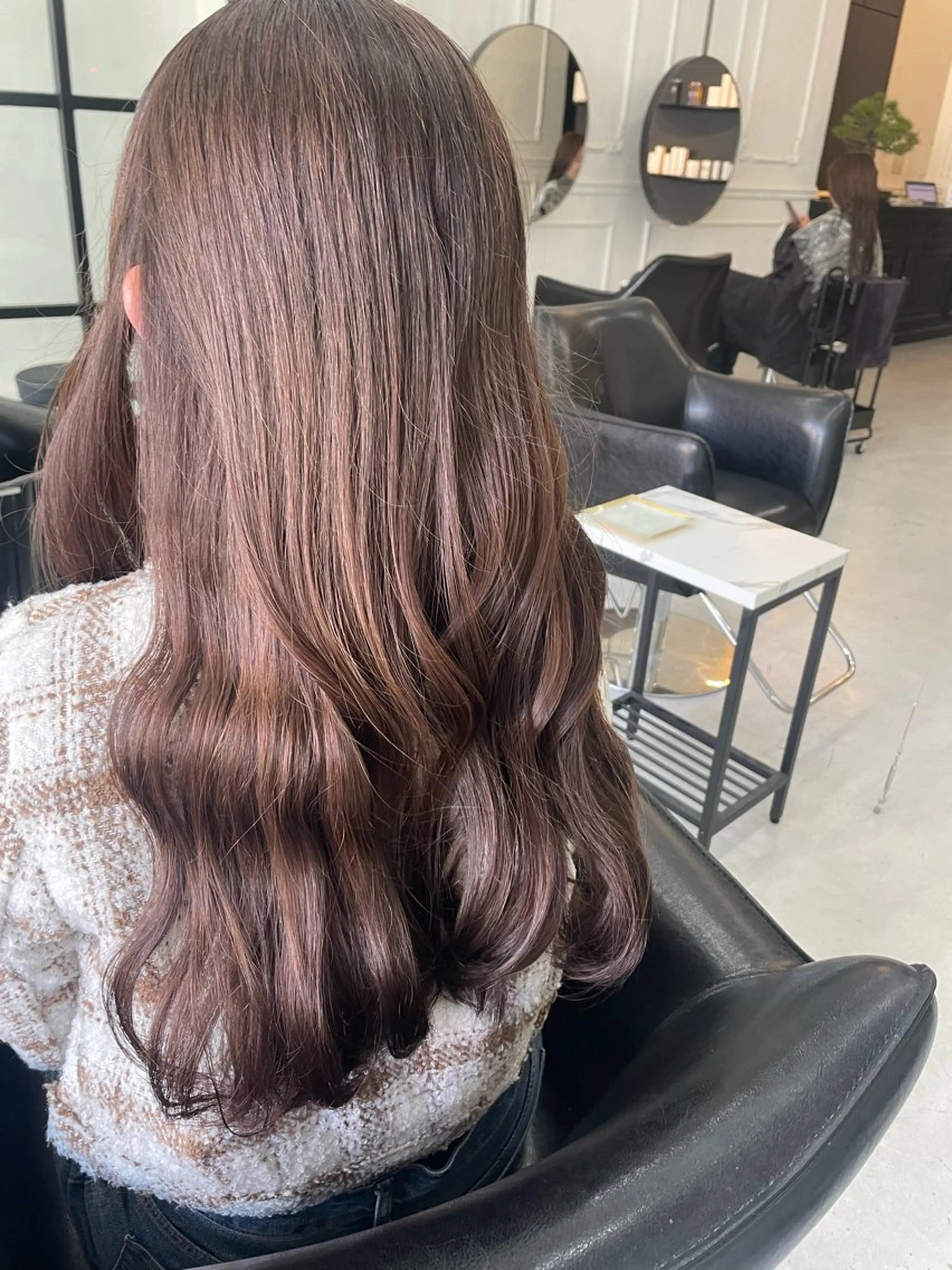 ロング チョコレートブラウン ヘアカラー MaisonHALU さくらのヘアスタイル