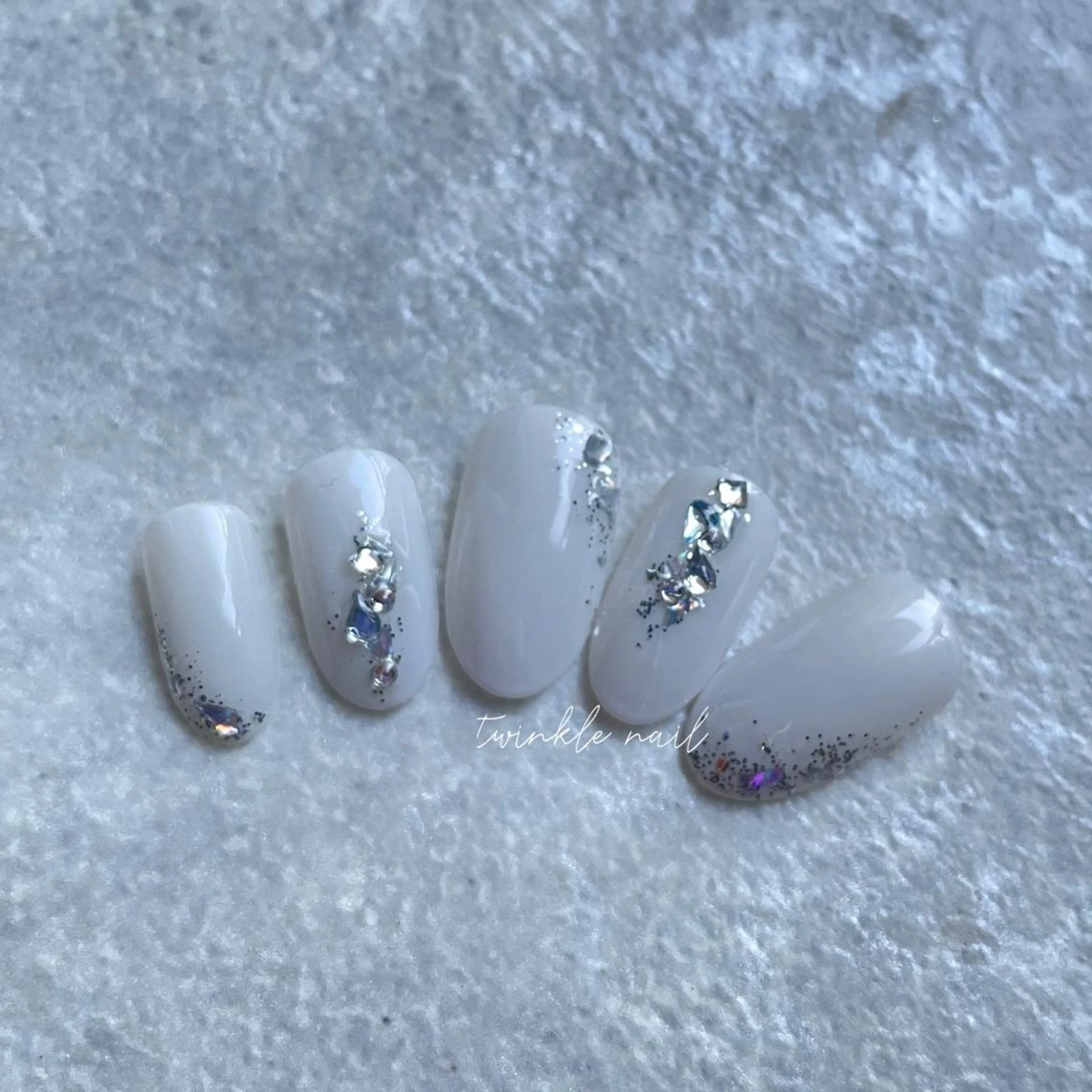 セミロング sincere nailのネイルデザイン