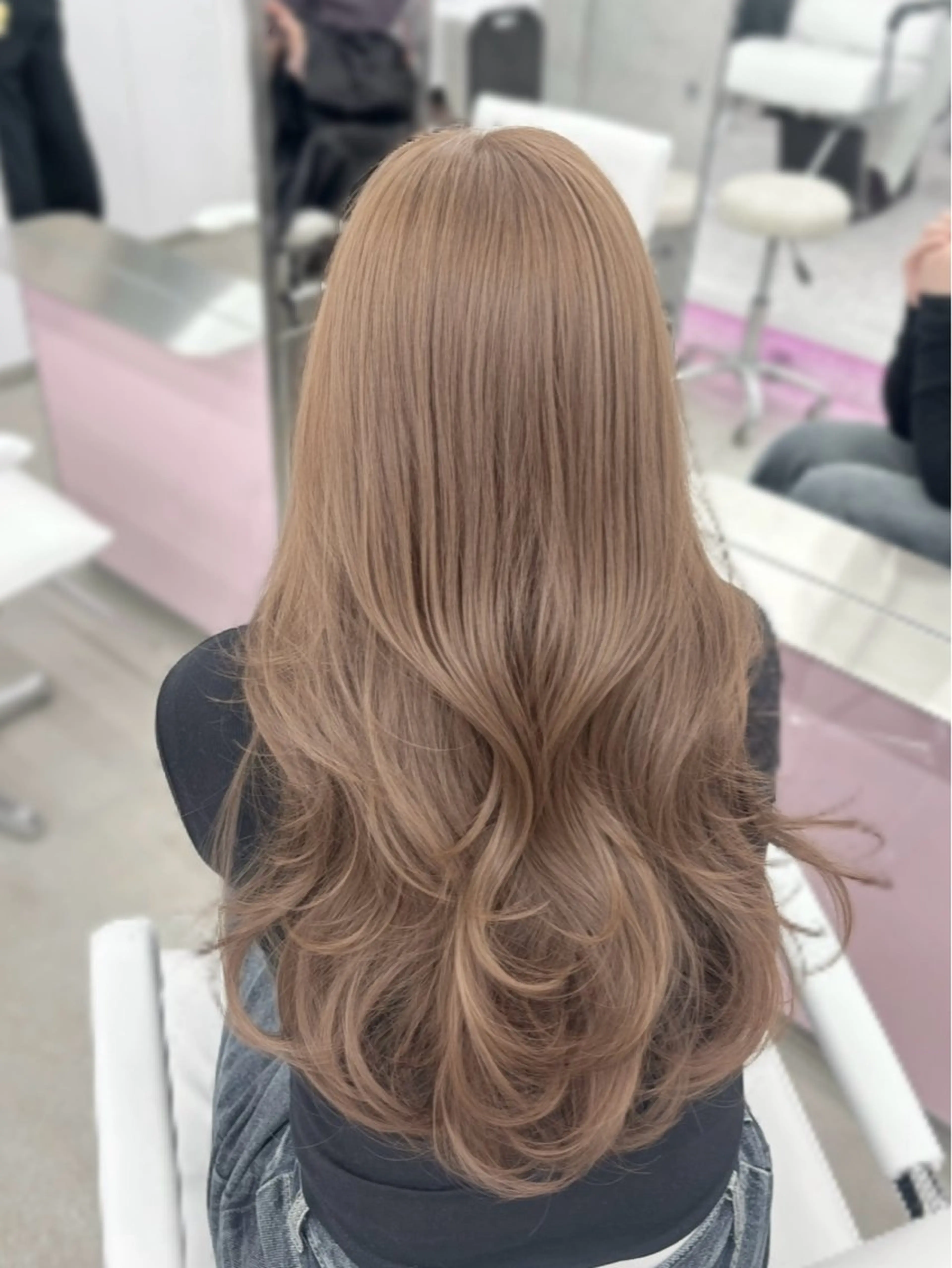 カラー NI表参道所属・Kana/韓国ヘア /暖色カラー🍒のヘアスタイル