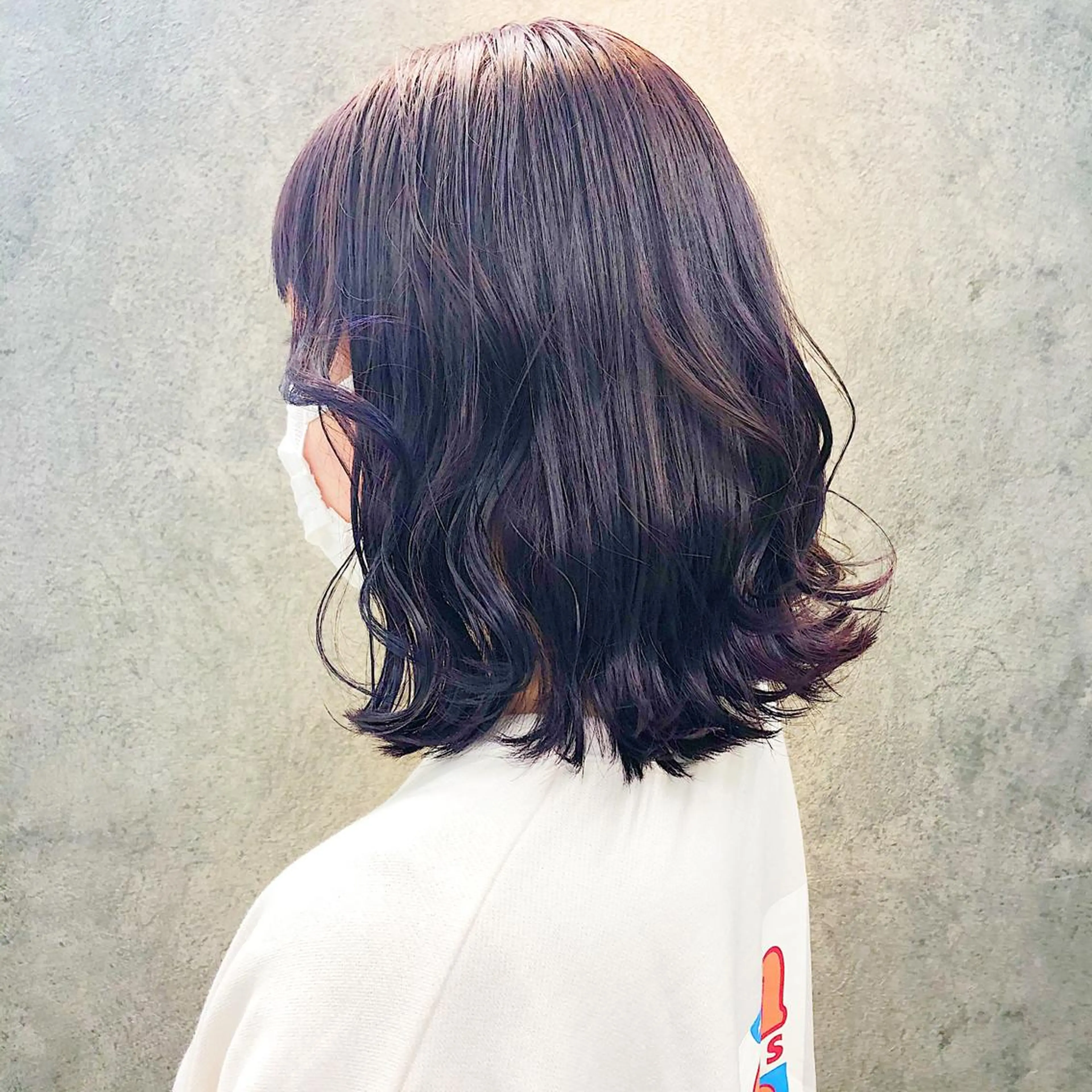 ミディアム カット ヘアカラー トリートメント 所渉/韓国レイヤー /ウルフカットのヘアスタイル