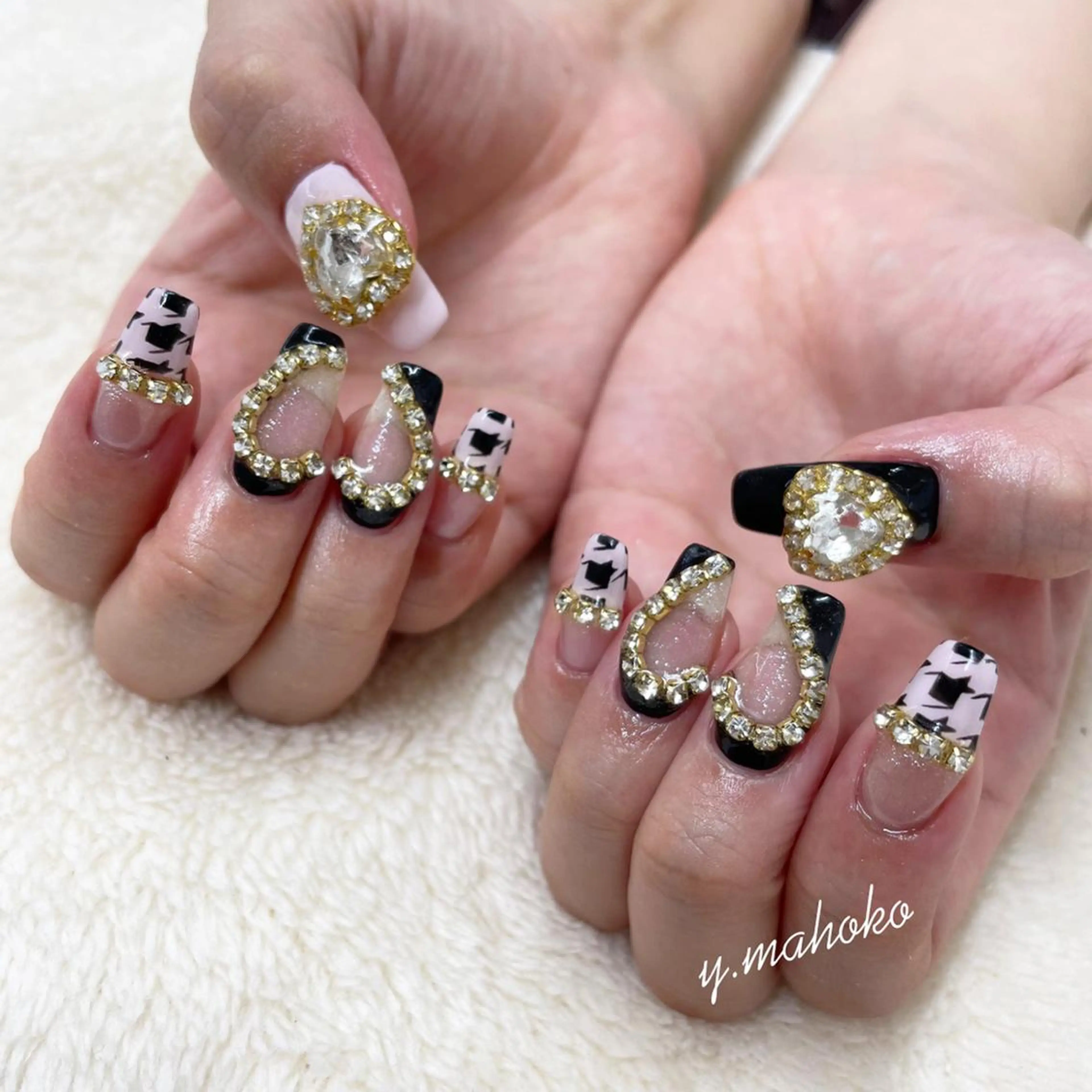 ネイル ハート ハンドネイル She nail studio 原宿所属・パラジェル有/ スカルプ/mahoのネイルデザイン