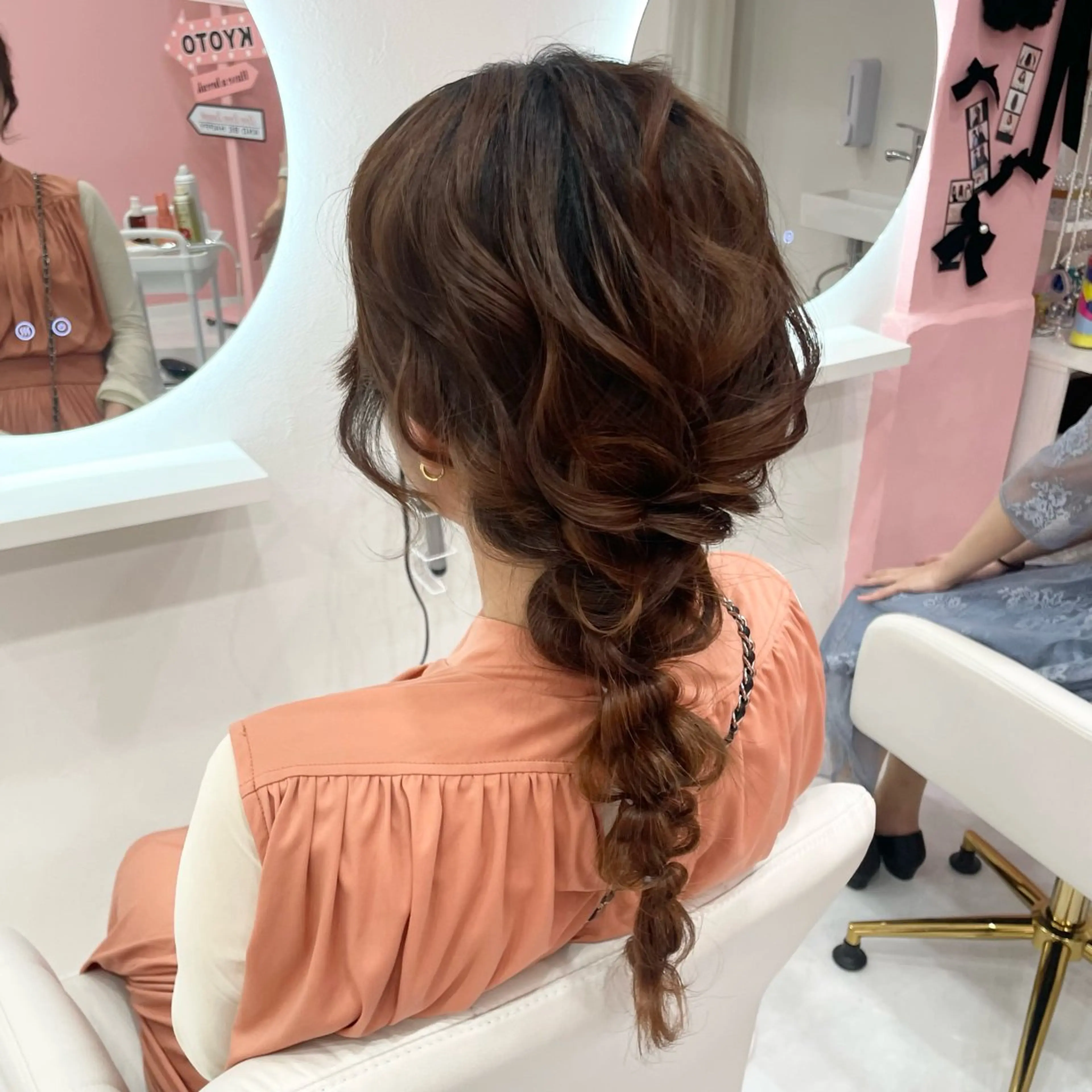 セミロング ヘアセット NeocoCO所属・山口 舞弥のヘアスタイル