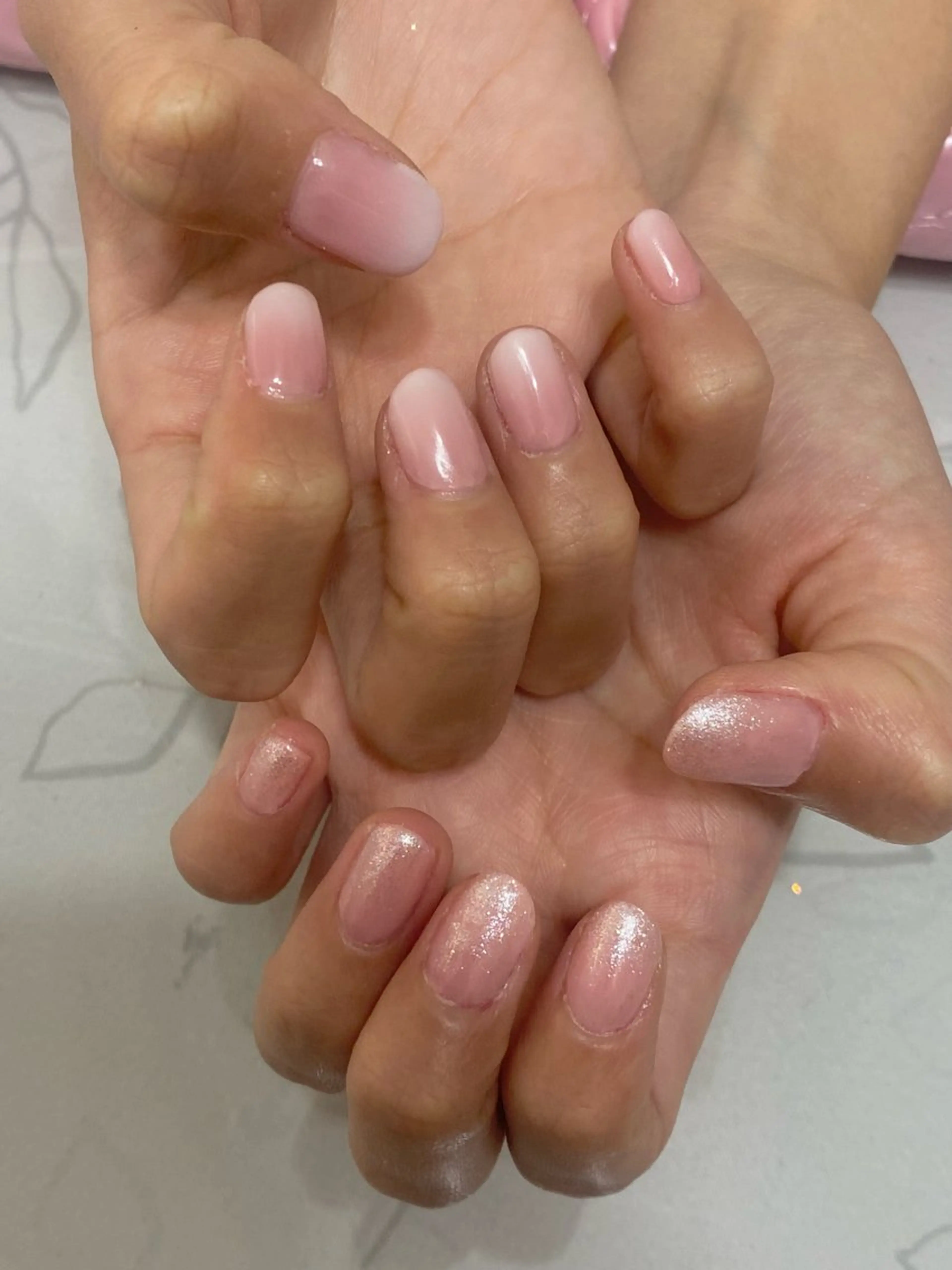 ネイル グラデーション ラメ(グリッター) ラメグラデーション 吉丸 実花のネイルデザイン