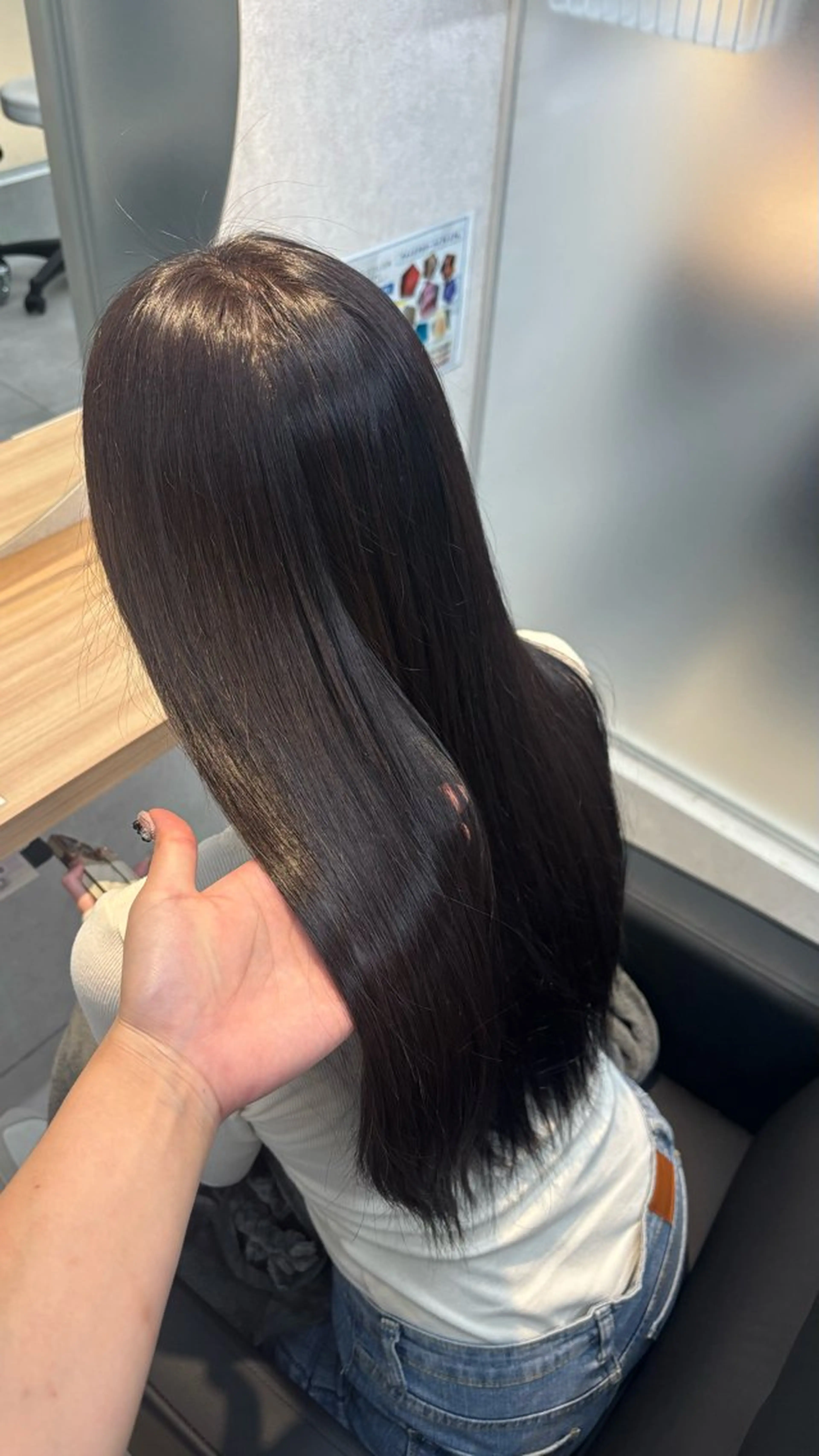 カラー ヘアカラー 米倉 陽菜のヘアスタイル