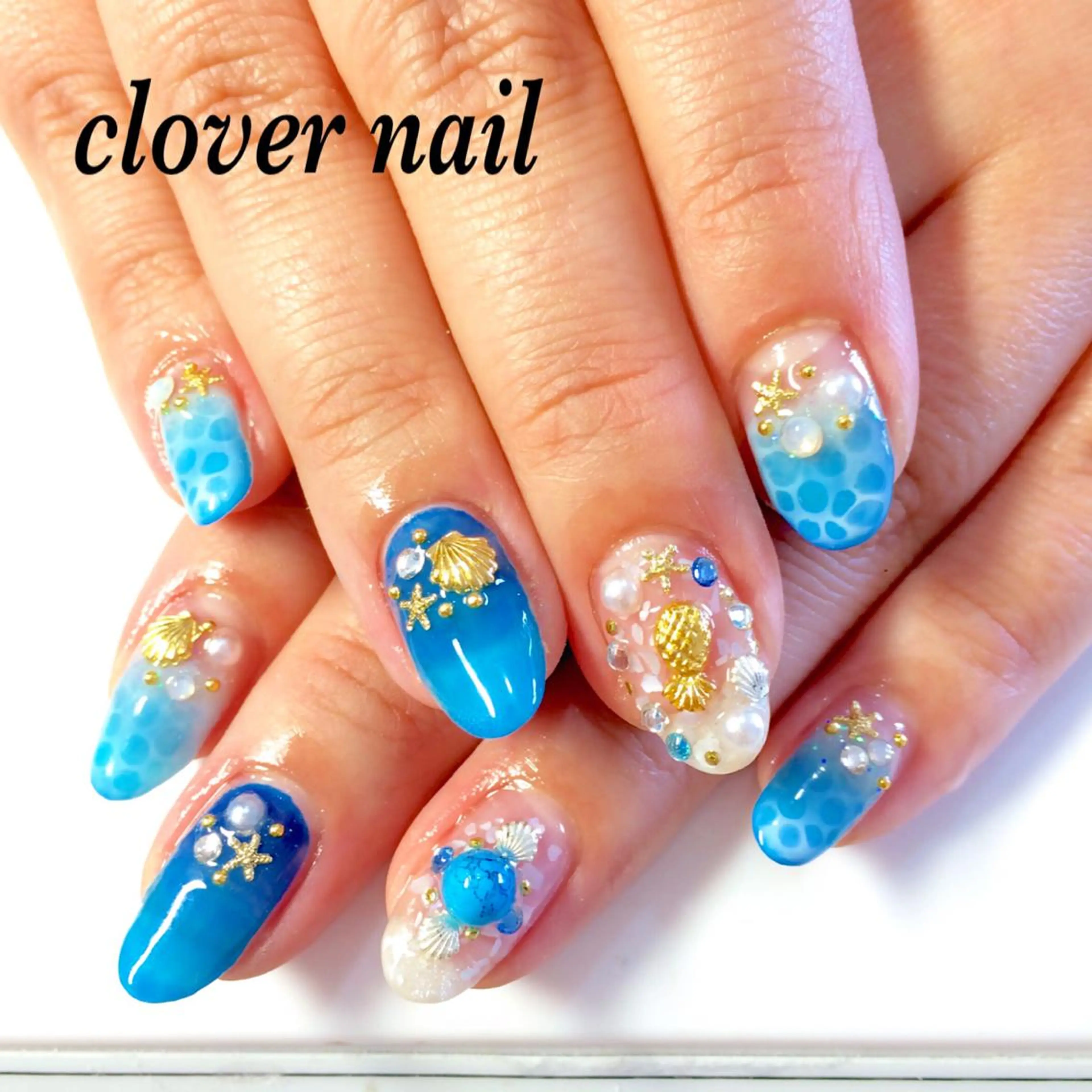 ネイル clover nailのネイルデザイン