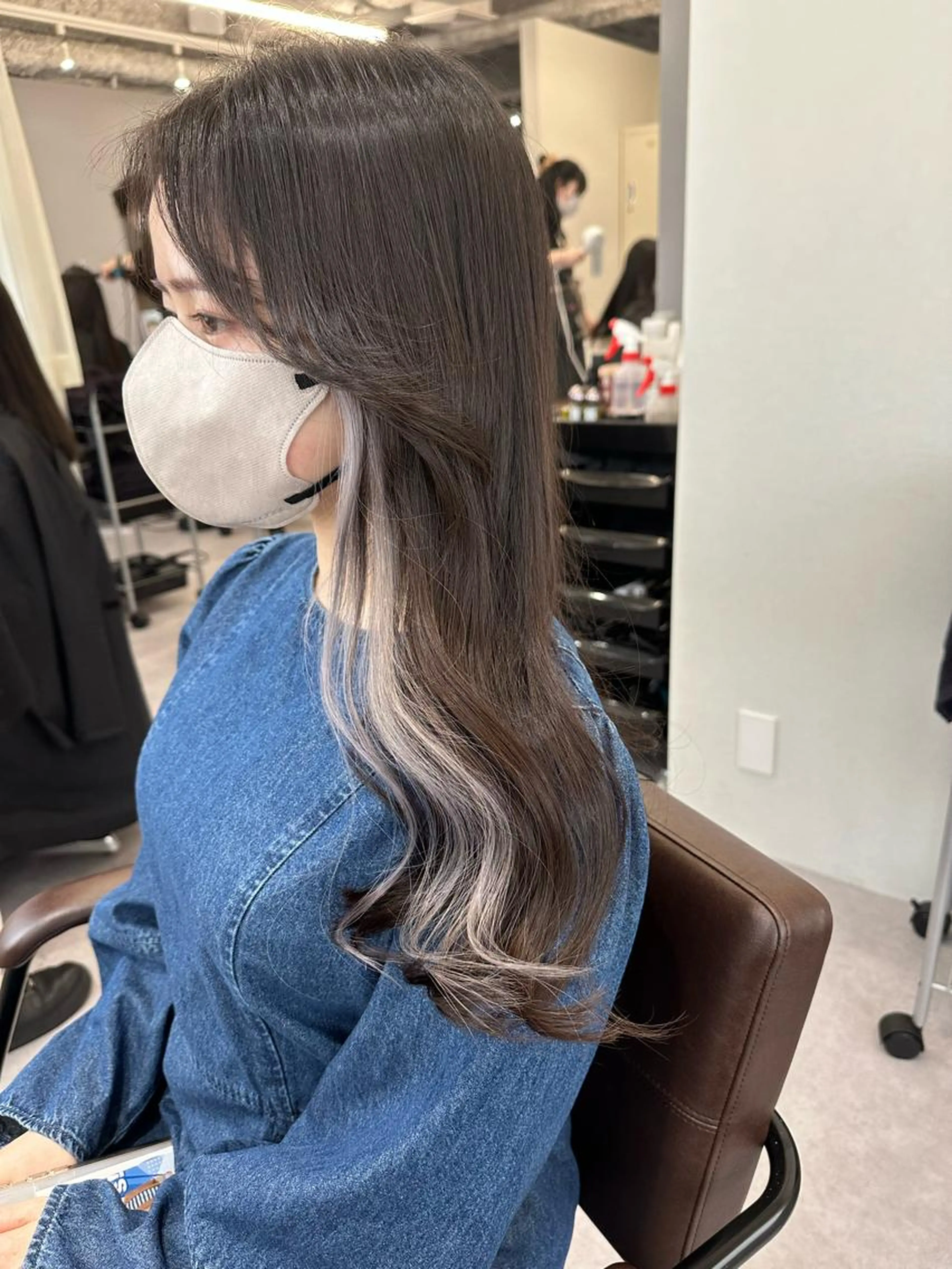 ケアブリーチ使用♪インナーカラー+カット+TOKIOトリートメントの写真