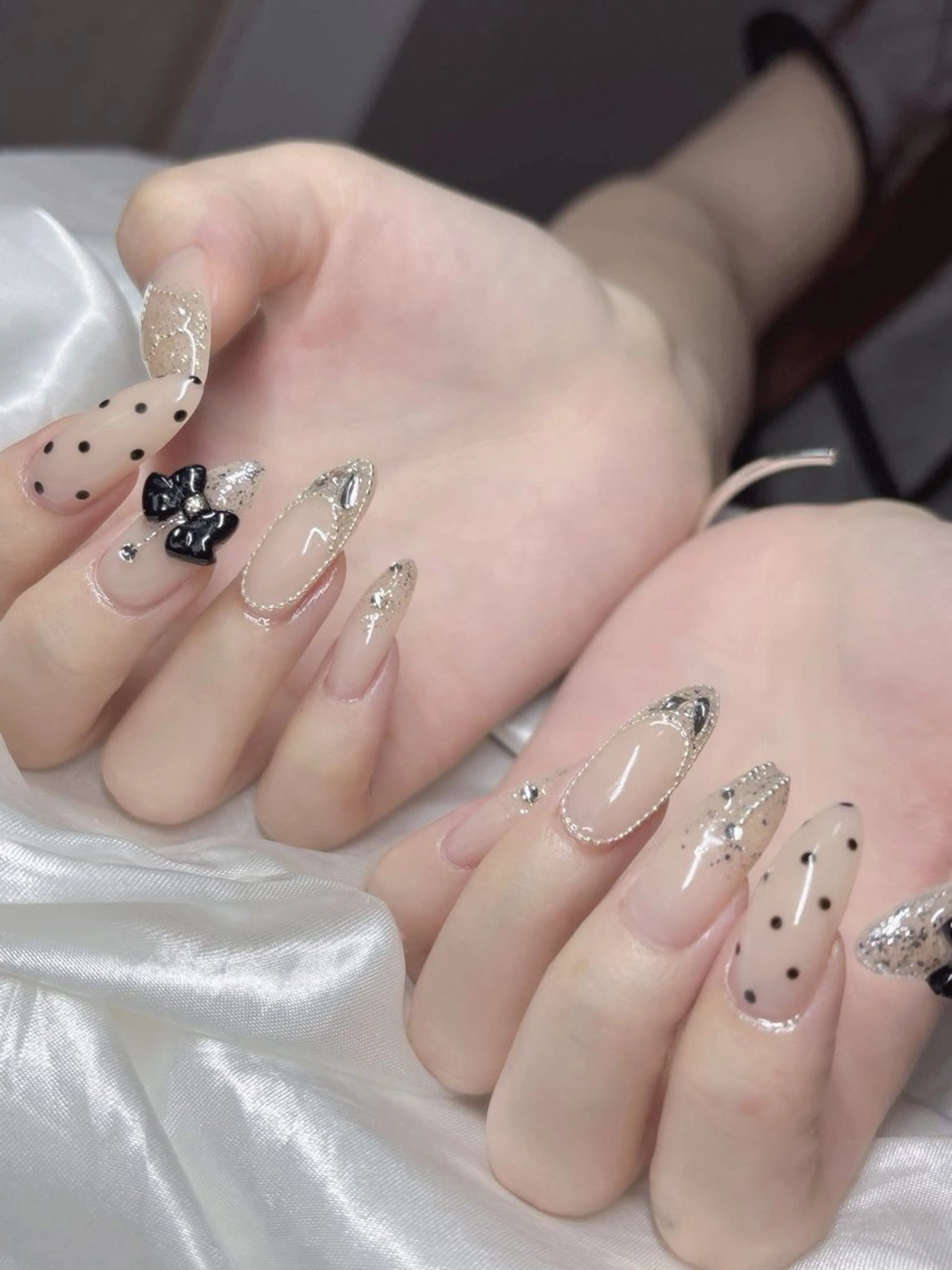 ネイル 成人式 ロングネイル マグネットネイル 大理石ネイル(マーブル) リボン yurinail所属・yuri nail 高田馬場のネイルデザイン