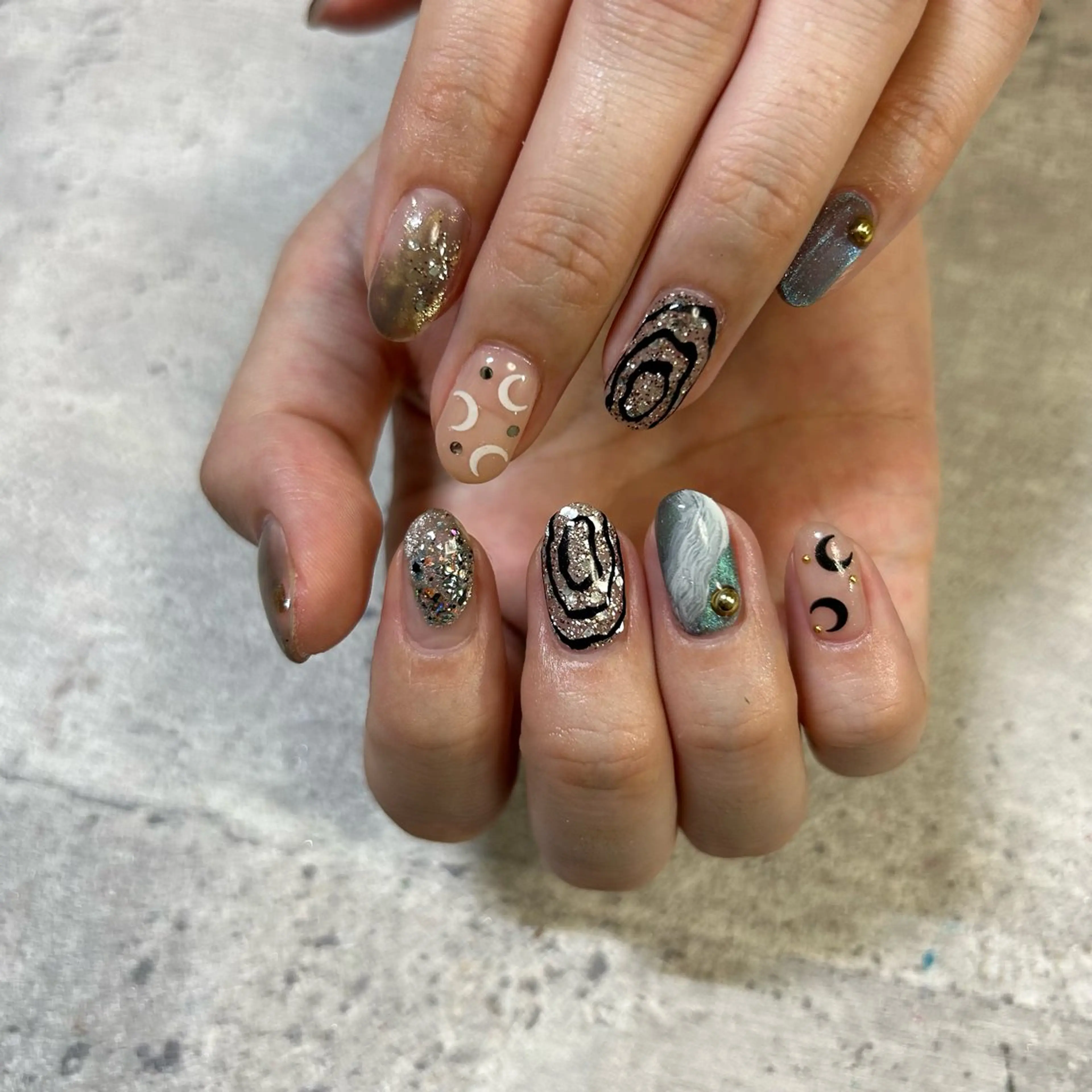 ネイル ハンドネイル ハンドケア 今福鶴見ネイル 8(ｴｲﾄ)のネイルデザイン