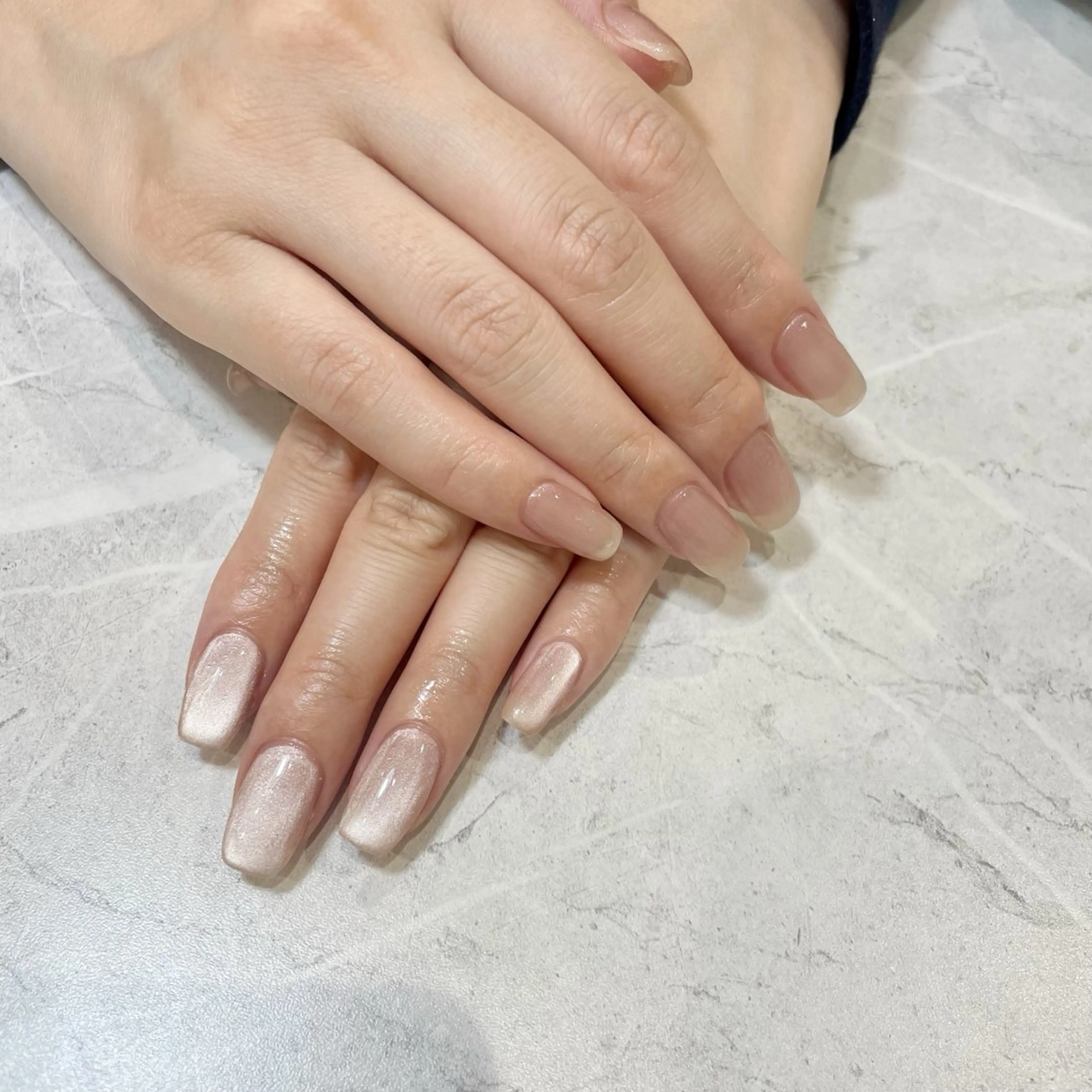 ネイル ハンドネイル WHITE EYE鳳店所属・WHITE NAIL 鳳店NARUMIのネイルデザイン
