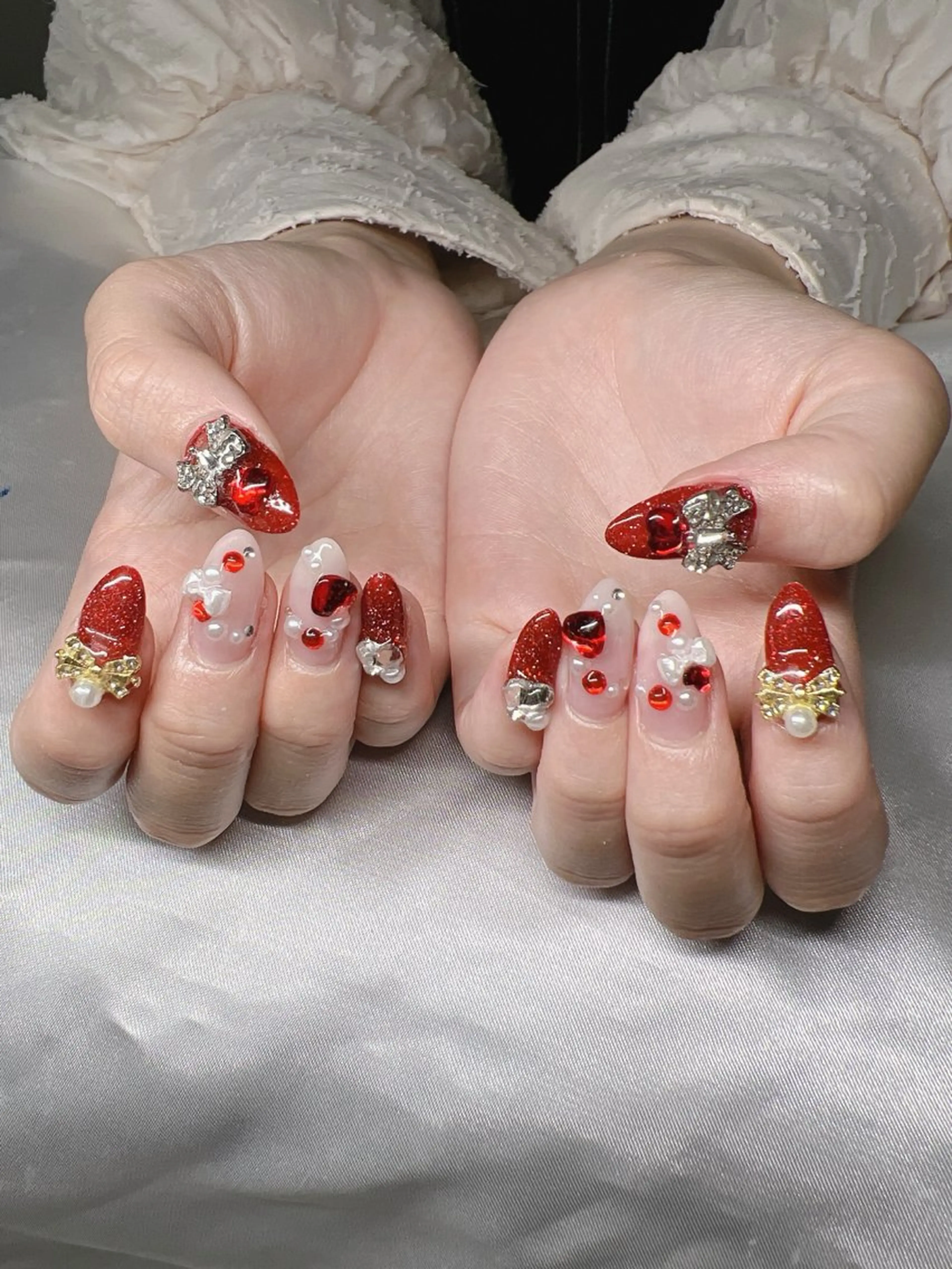 ネイル 長さ出し グラデーション 卒業式 キラキラネイル マグネットネイル Lee Nailsのネイルデザイン