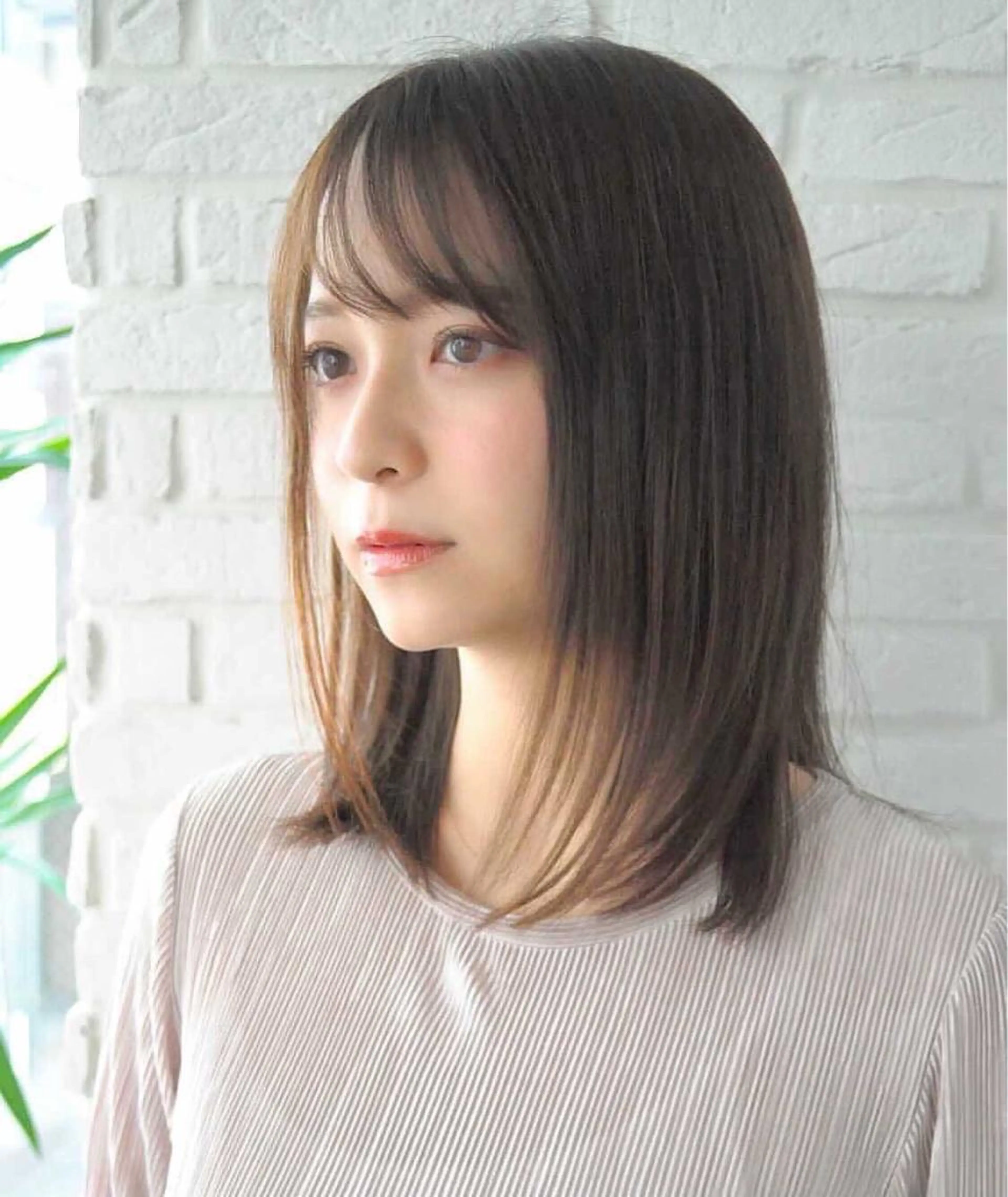 【横の膨らみ2割減サラサラ】髪質改善ストレート+サービストリートメントの写真