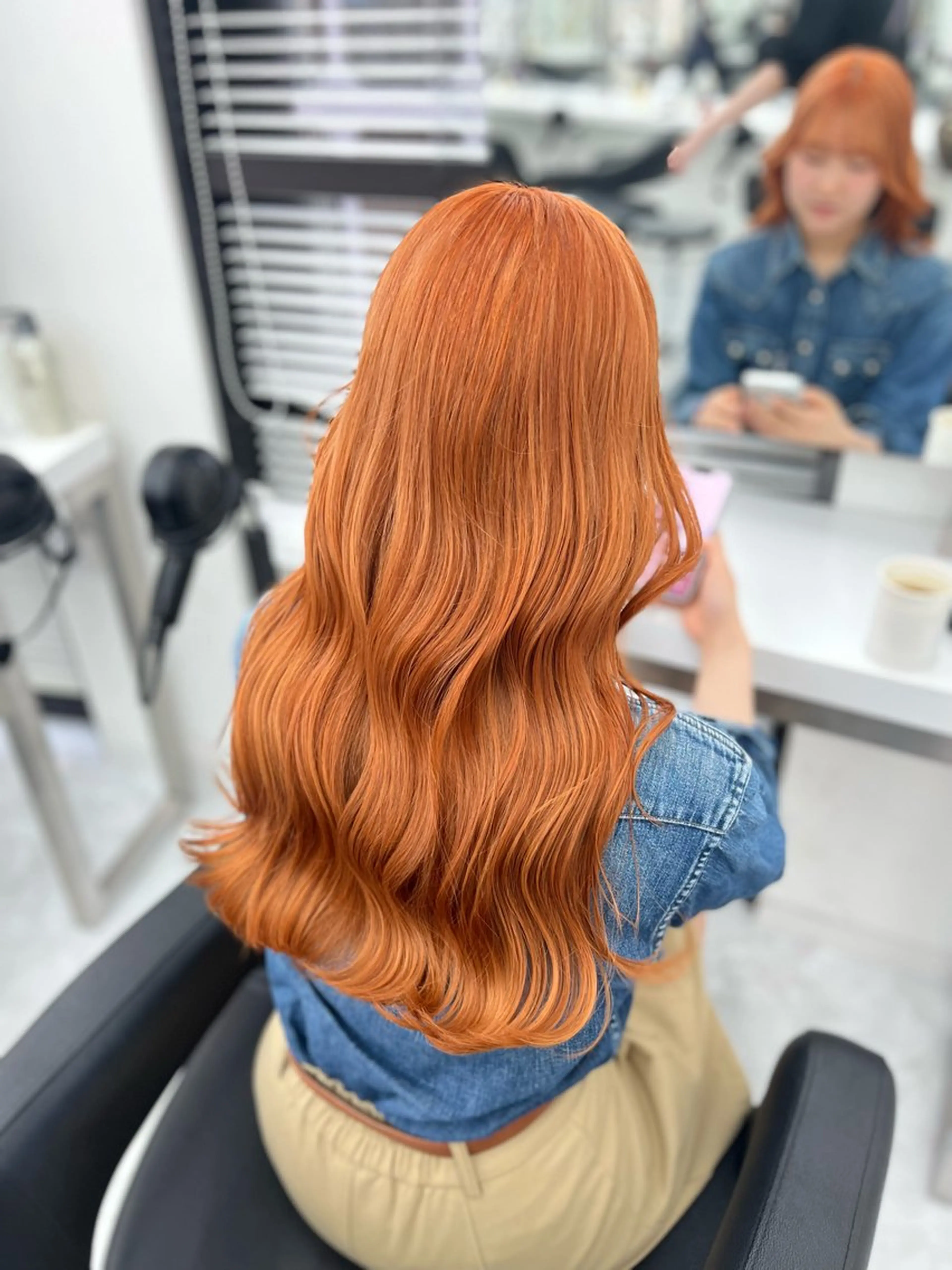 ロング カラー ヘアアレンジ 艶髪ハイトーン🫧 Kurehaのヘアスタイル