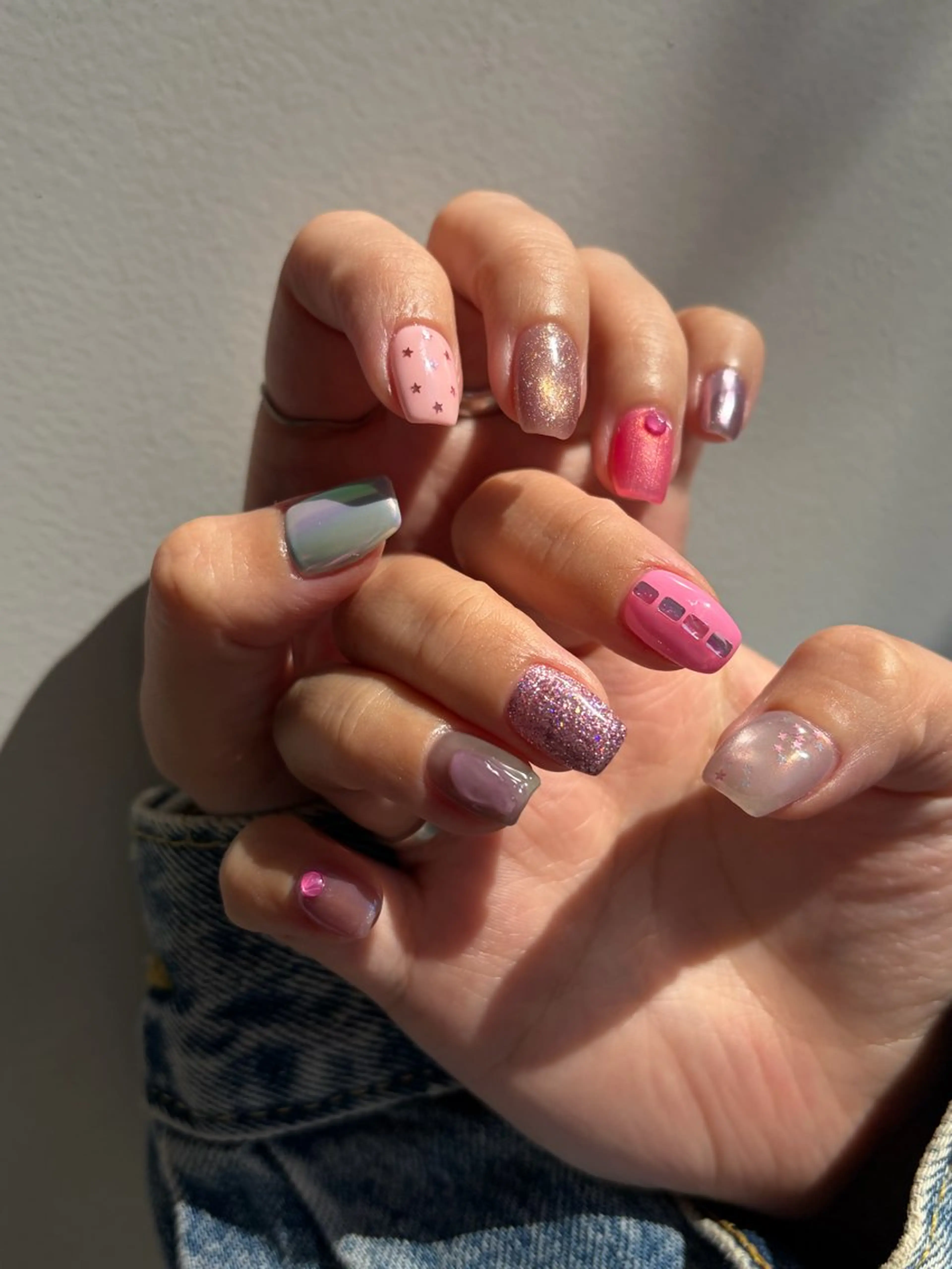 ネイル フラッシュネイル マグネットネイル ミラーネイル ピンク ハンドネイル 🌼大西洋子 laughl🌼のネイルデザイン