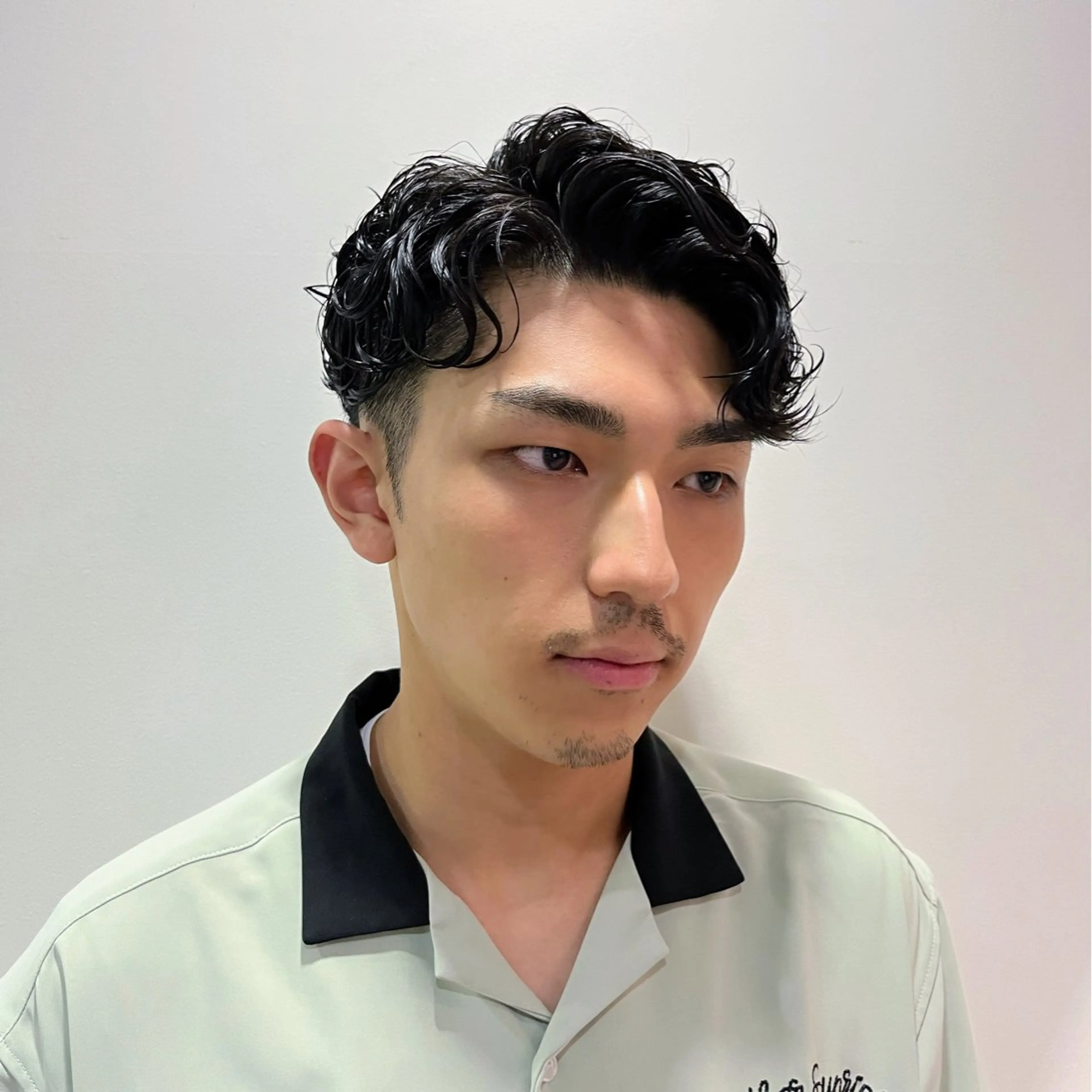 【🌛夜8時~(日曜日 夜7時~)】メンズカット👨🏻‍🦱✂️+パーマ🌀の写真