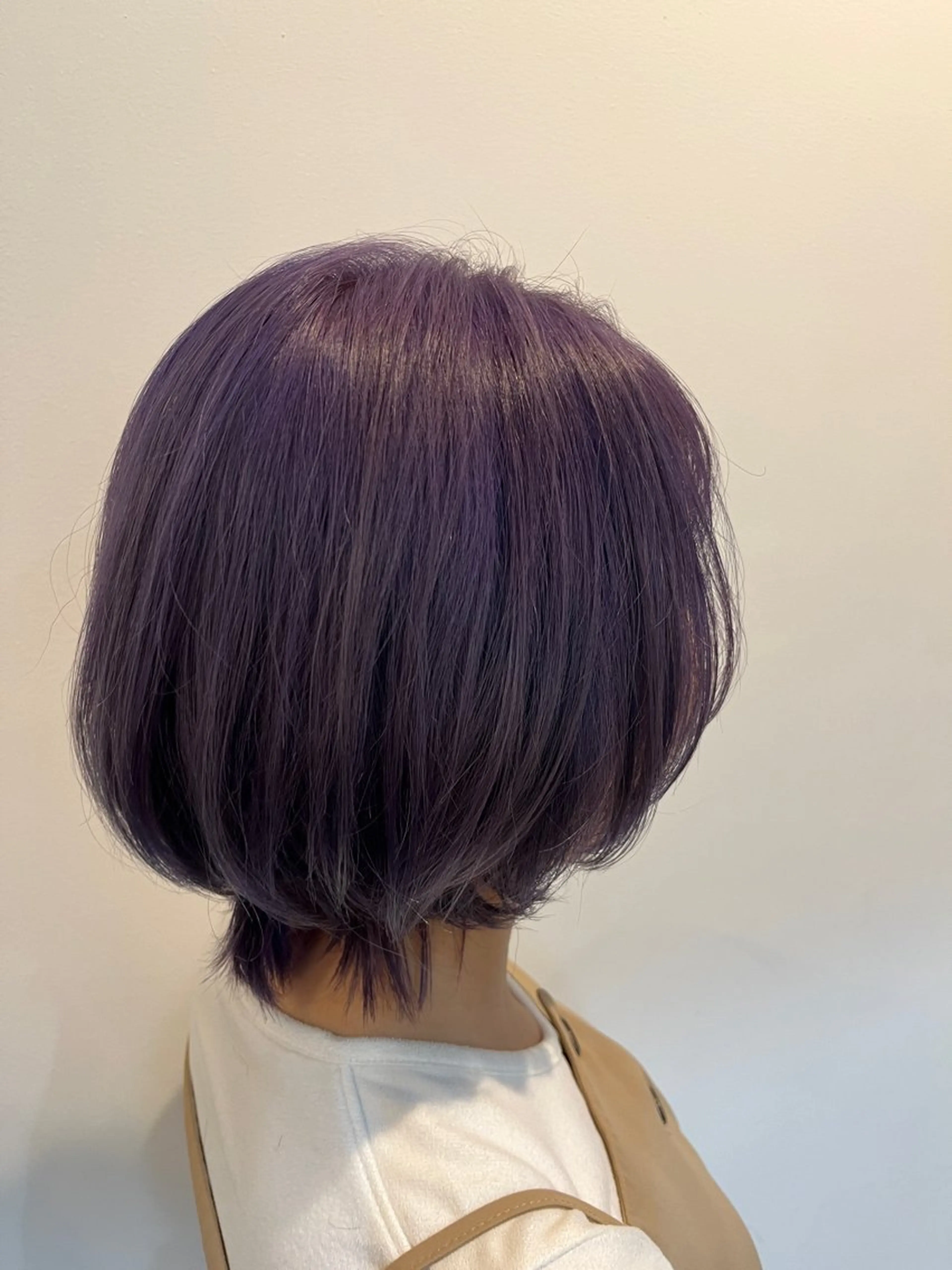 ショート カラー ブリーチ ラベンダーカラー カット ヘアカラー トリートメント オートクチュールランコントレ西京極店所属・今在家 玲【艶髪スト レート/メンズ特化】のヘアスタイル