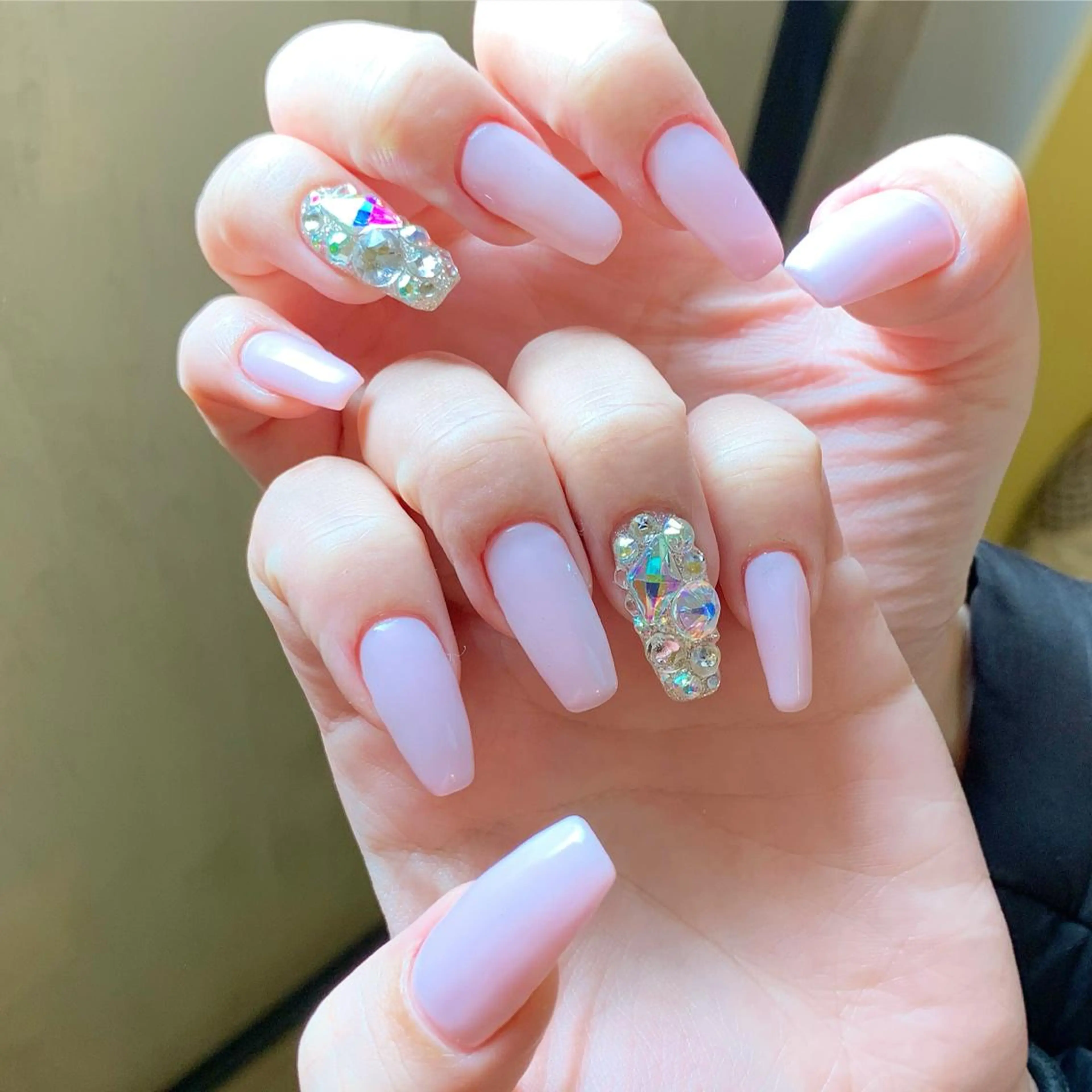 ネイル rokunana 佐野のネイルデザイン