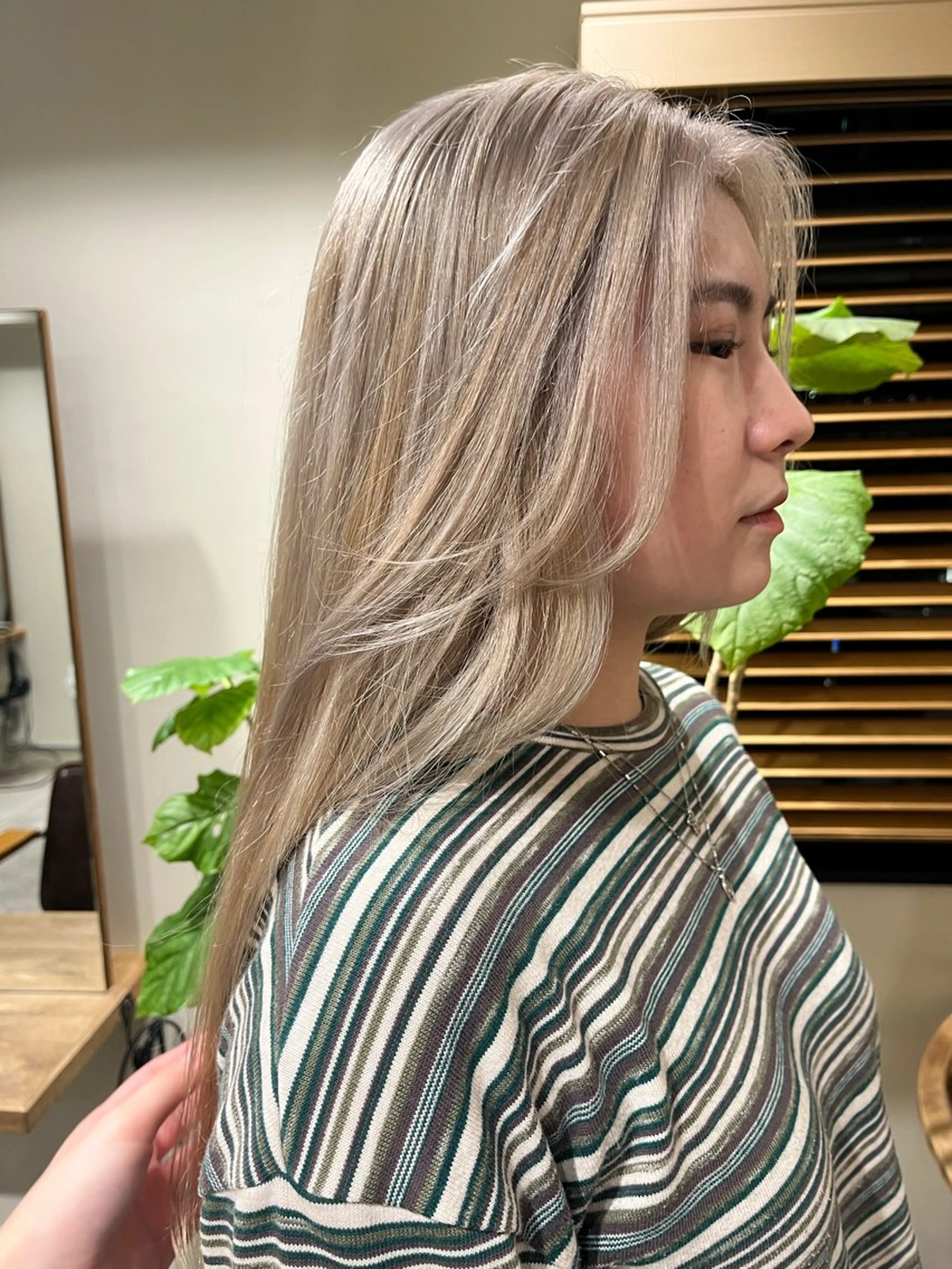 ロング カラー カット ヘアカラー トリートメント エクステ ヘッドスパ ヘアセット 🦮shiori アイドルオタク🦮のヘアスタイル