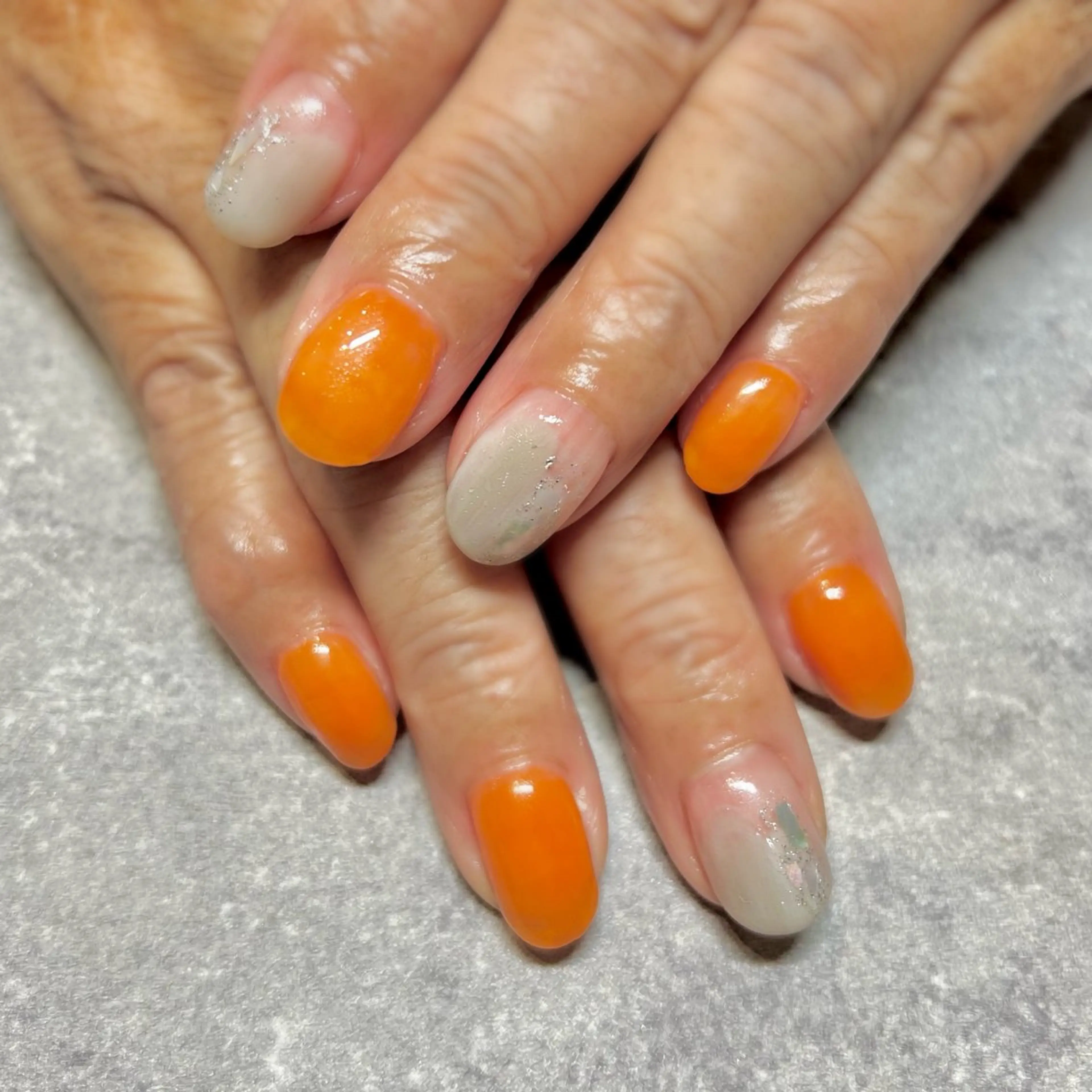 ネイル ニュアンスネイル K Midoriのネイルデザイン