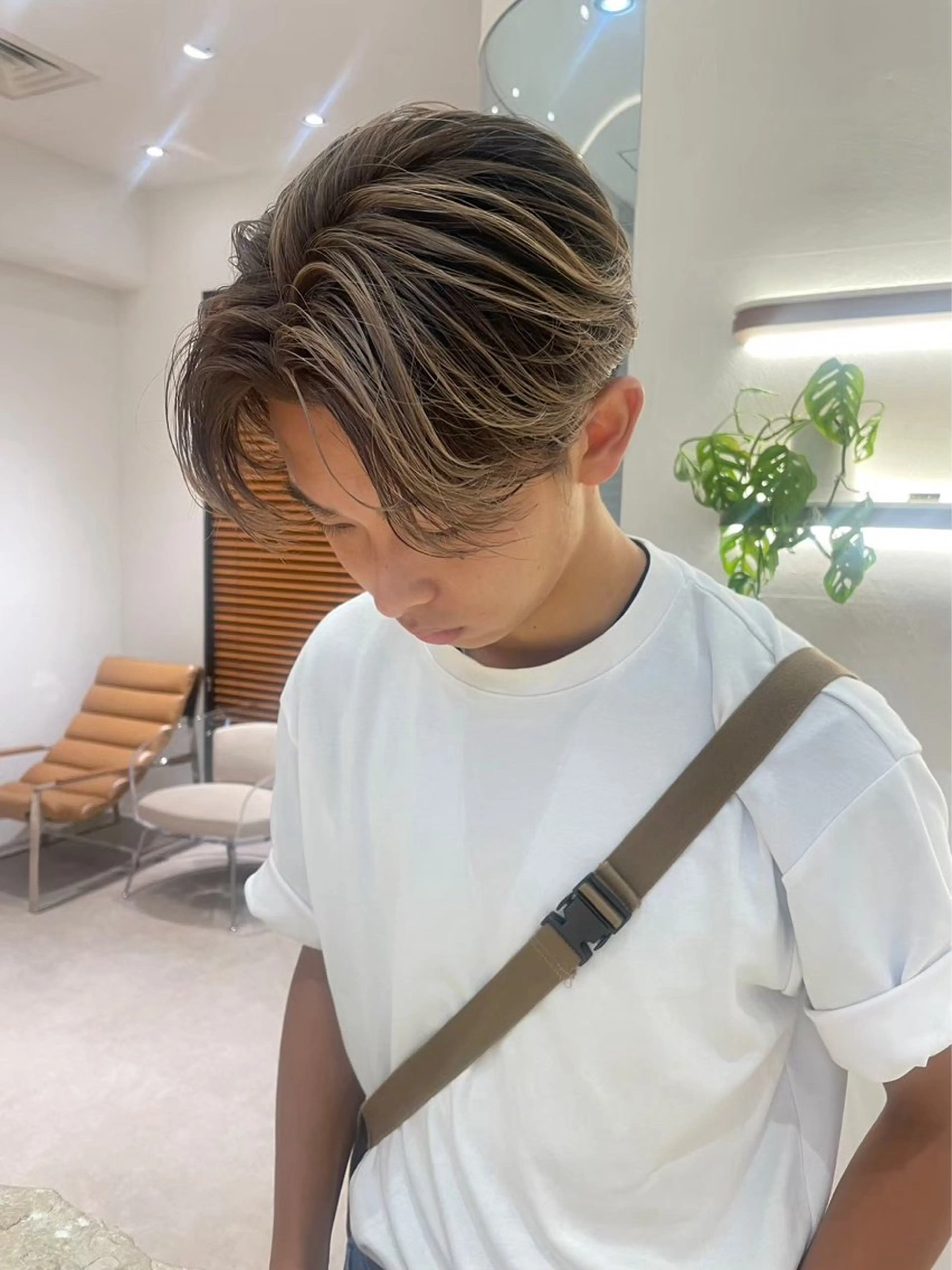 カラー バレイヤージュ ベージュカラー ブリーチ ダークグレー ハイトーンカラー ヘアカラー heavenly by HAVANA新宿所属・メンズショート/ピン パーマ/新宿/フウガのヘアスタイル