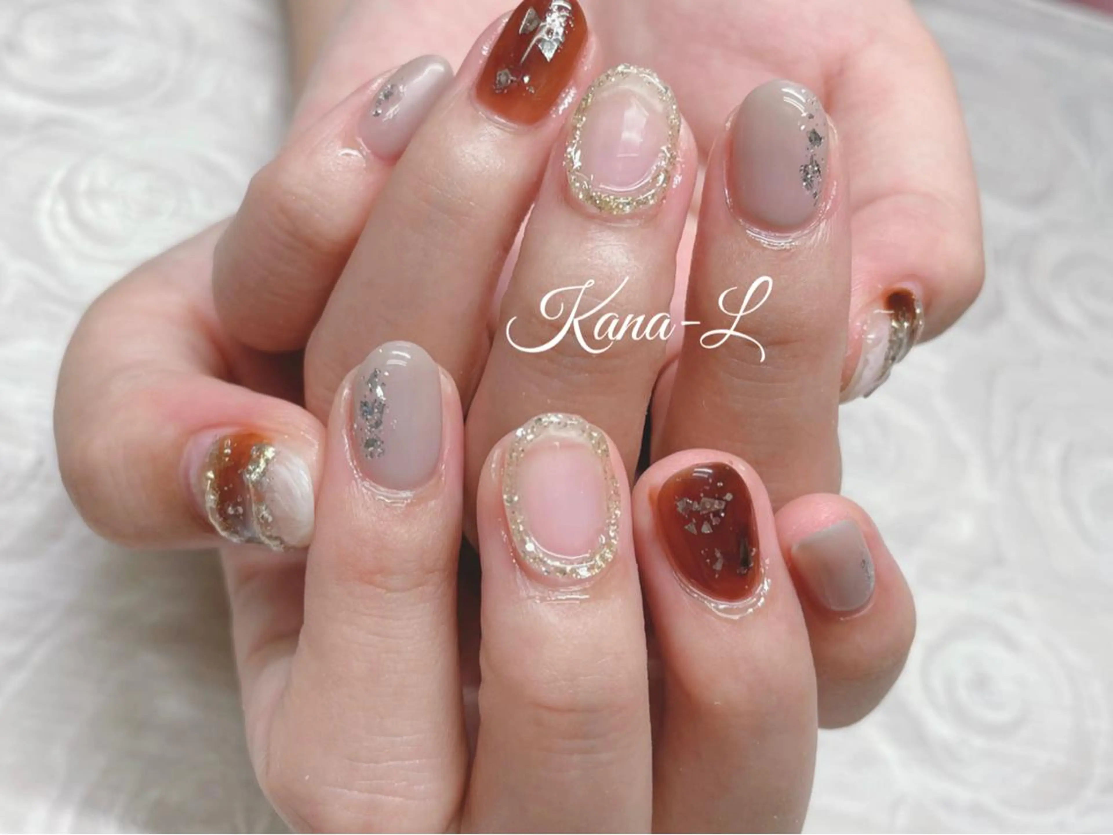 カラー ネイル ジェルネイル ニュアンスネイル パラジェル 芦辺 香奈のネイルデザイン