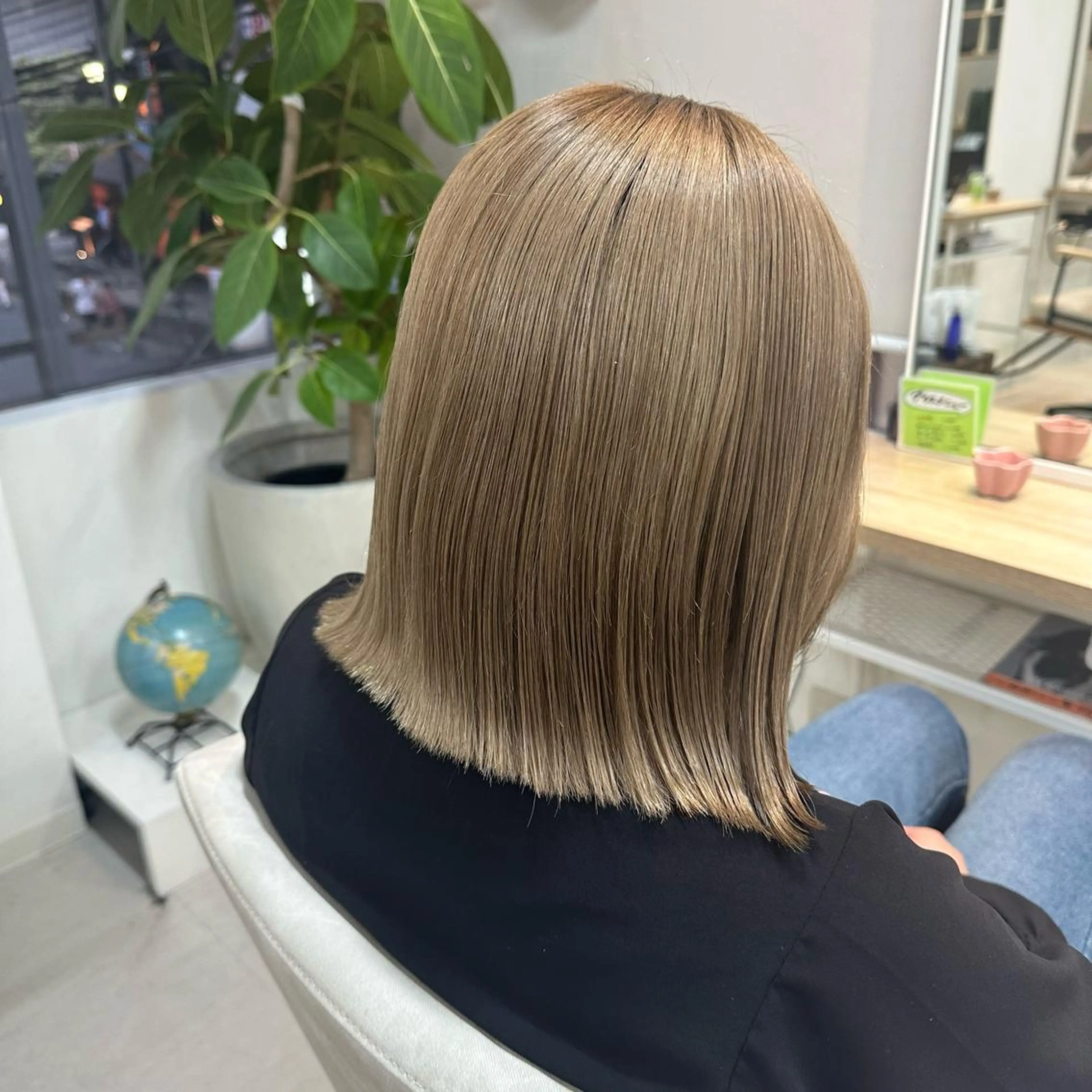 ミディアム ミディアムパーマ 縮毛矯正 宮澤 泉のヘアスタイル