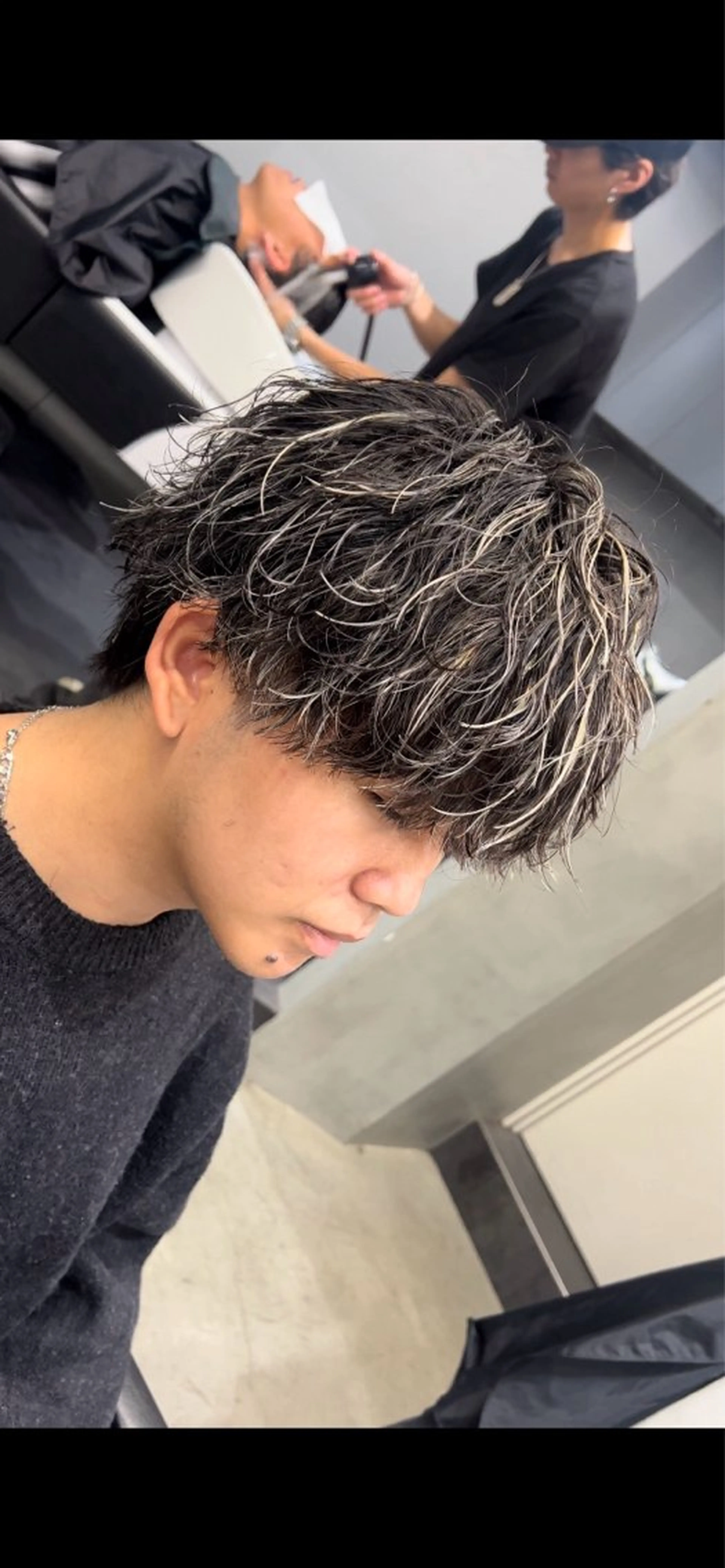 パーマ メンズ メンズパーマ ツイストスパイラルパーマ 波巻きパーマ ニュアンスパーマ スパイラルパーマ fifth リュウセイのヘアスタイル
