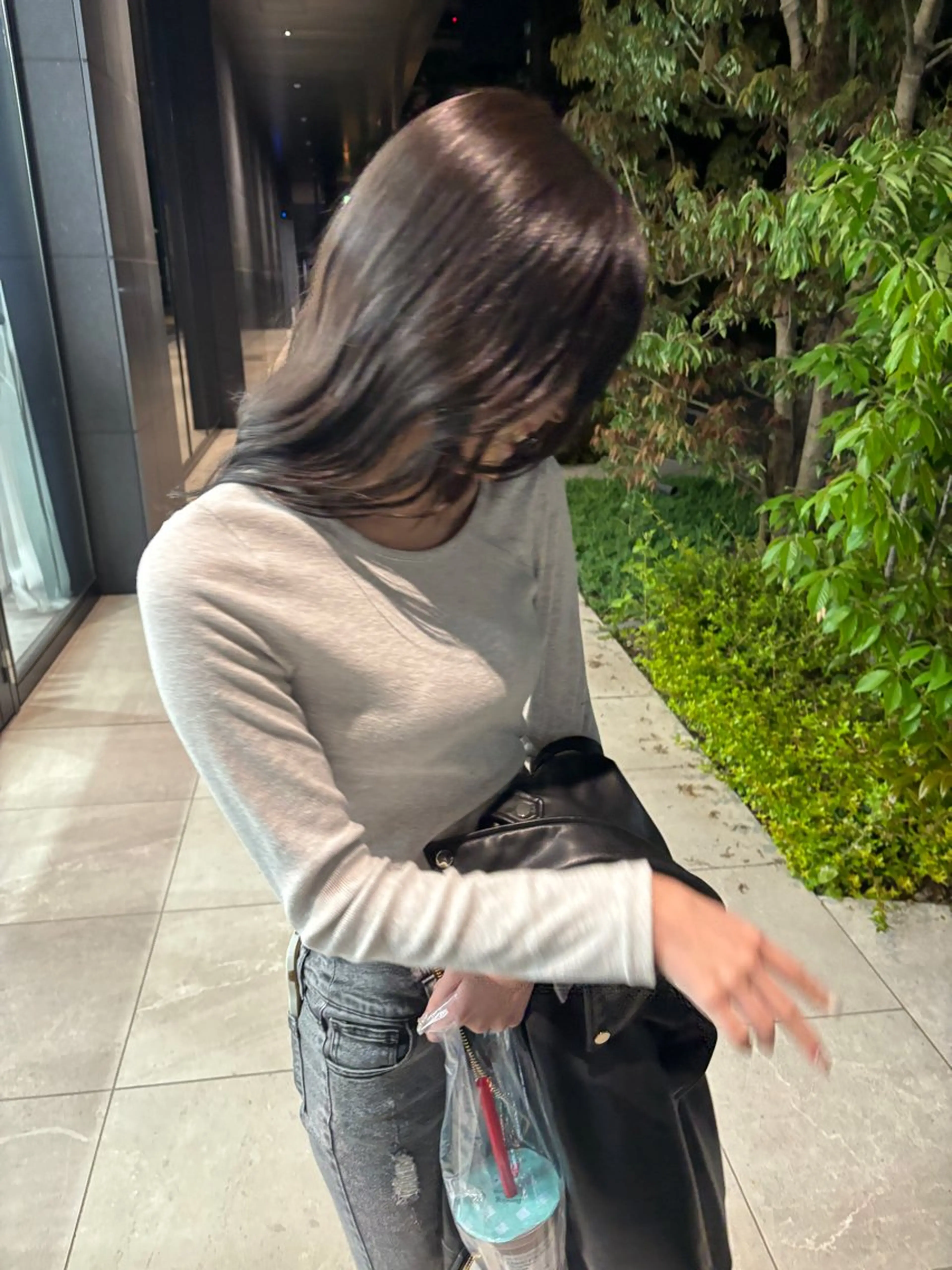 ロング 韓国ヘア/ブリーチ無 しWカラー/オリーブのヘアスタイル