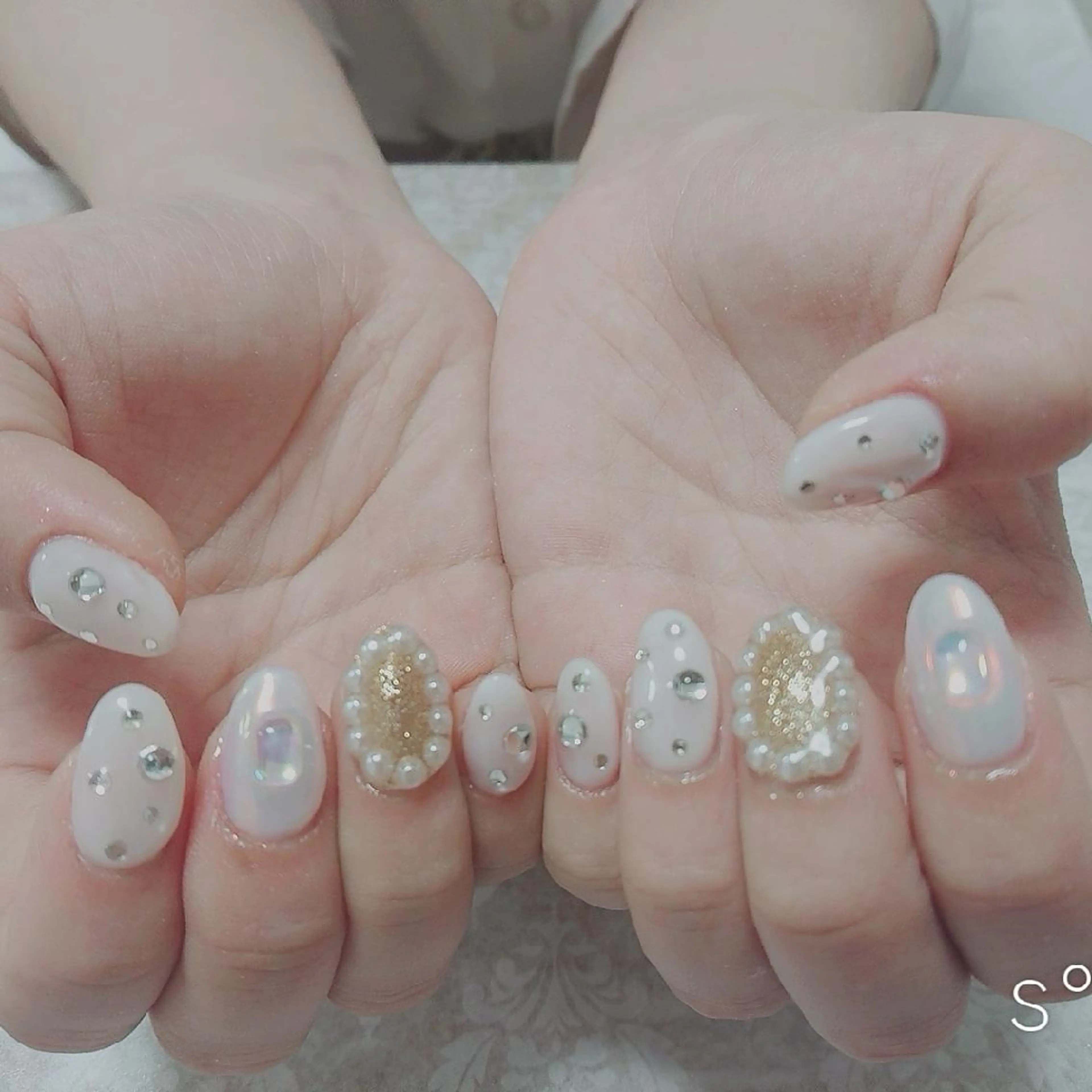 ネイル ガーリー JEWEL nailのネイルデザイン